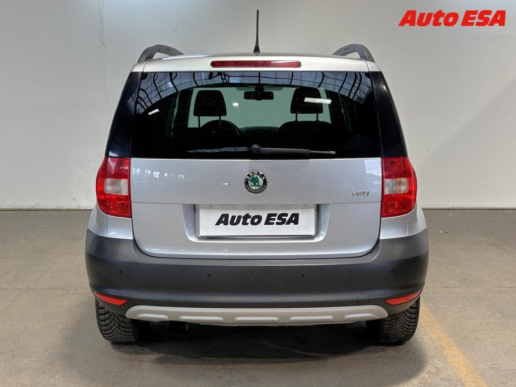 Škoda Yeti, 1.2 TSi,Family,AT,xenon - fotka 5