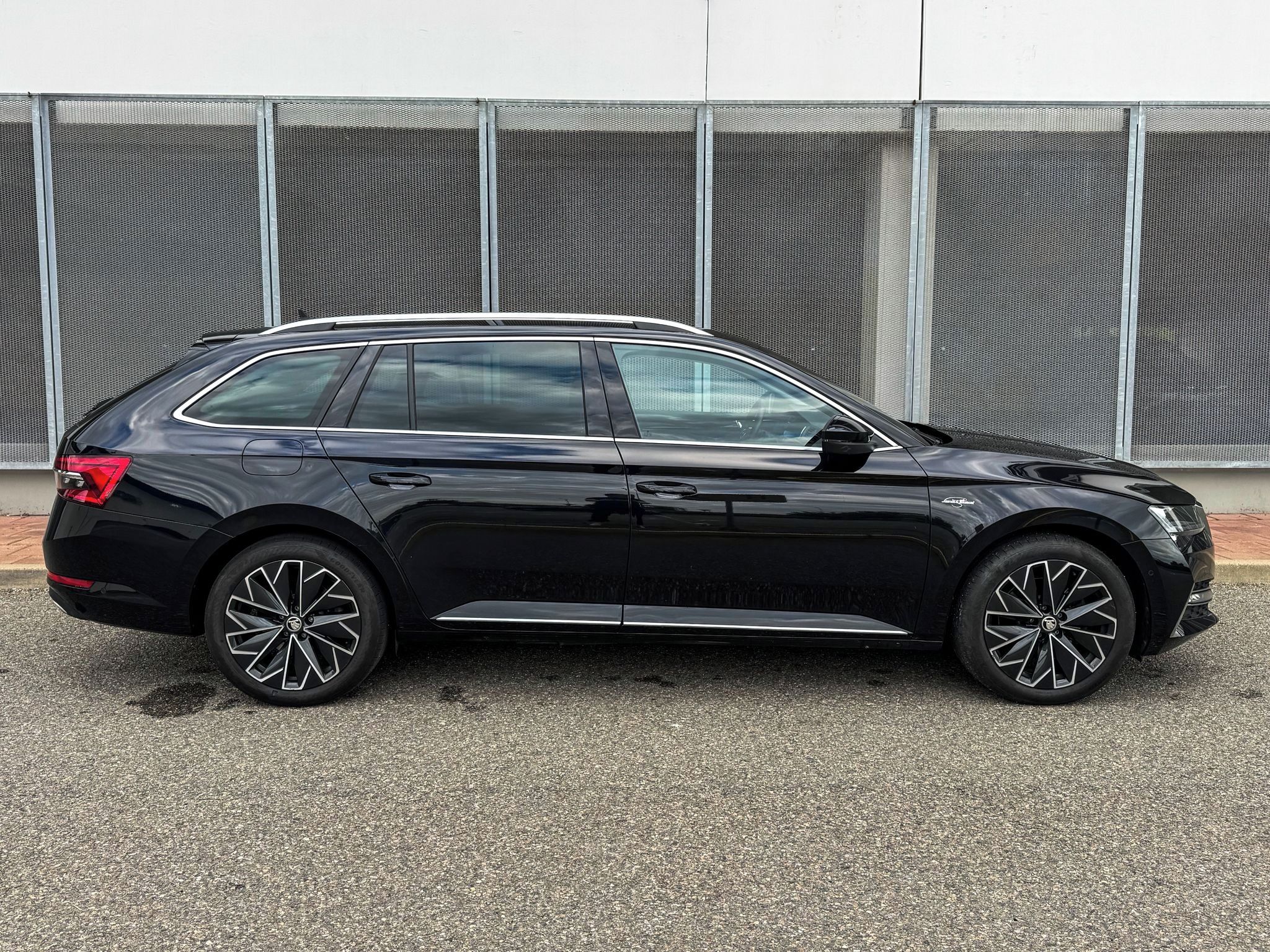 Škoda Superb, iV 160 kW L&K DSG 2023 ČR - fotka 5