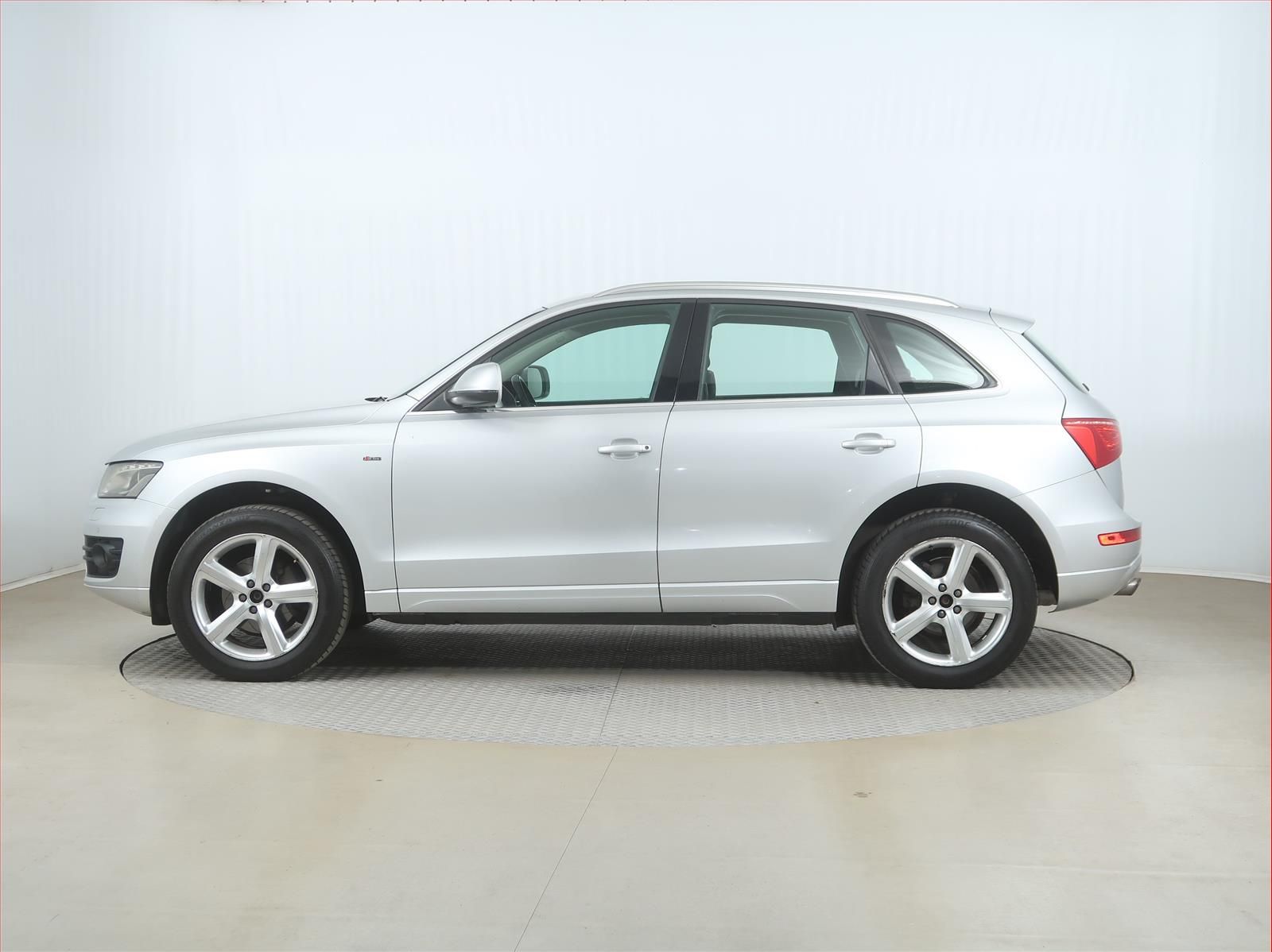 Audi Q5, 2.0 TFSI, 4X4, Automat, Kůže - fotka 3