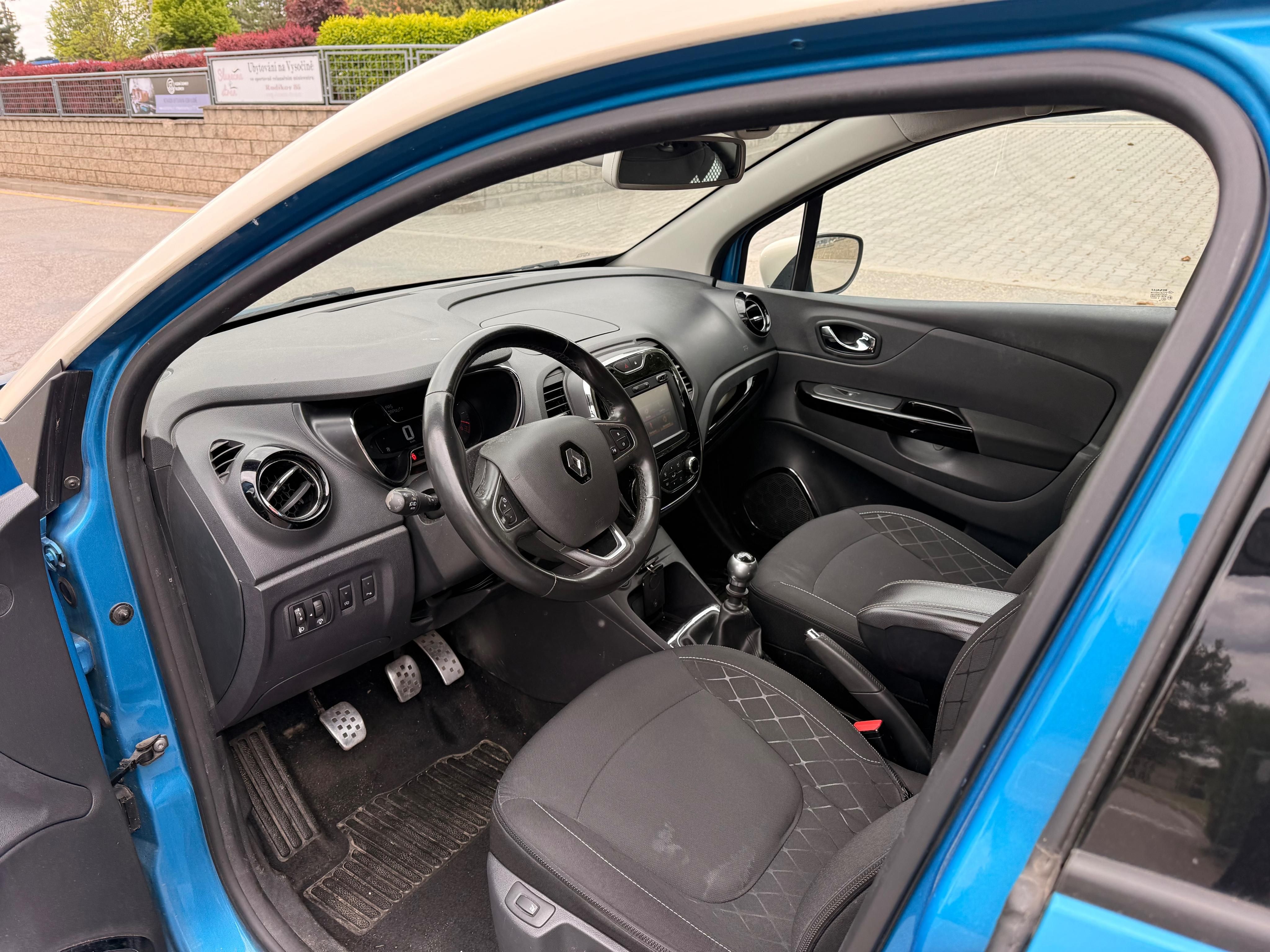 Renault Captur, 1.2i 87Kw 1.Majitel CZ - fotka 6