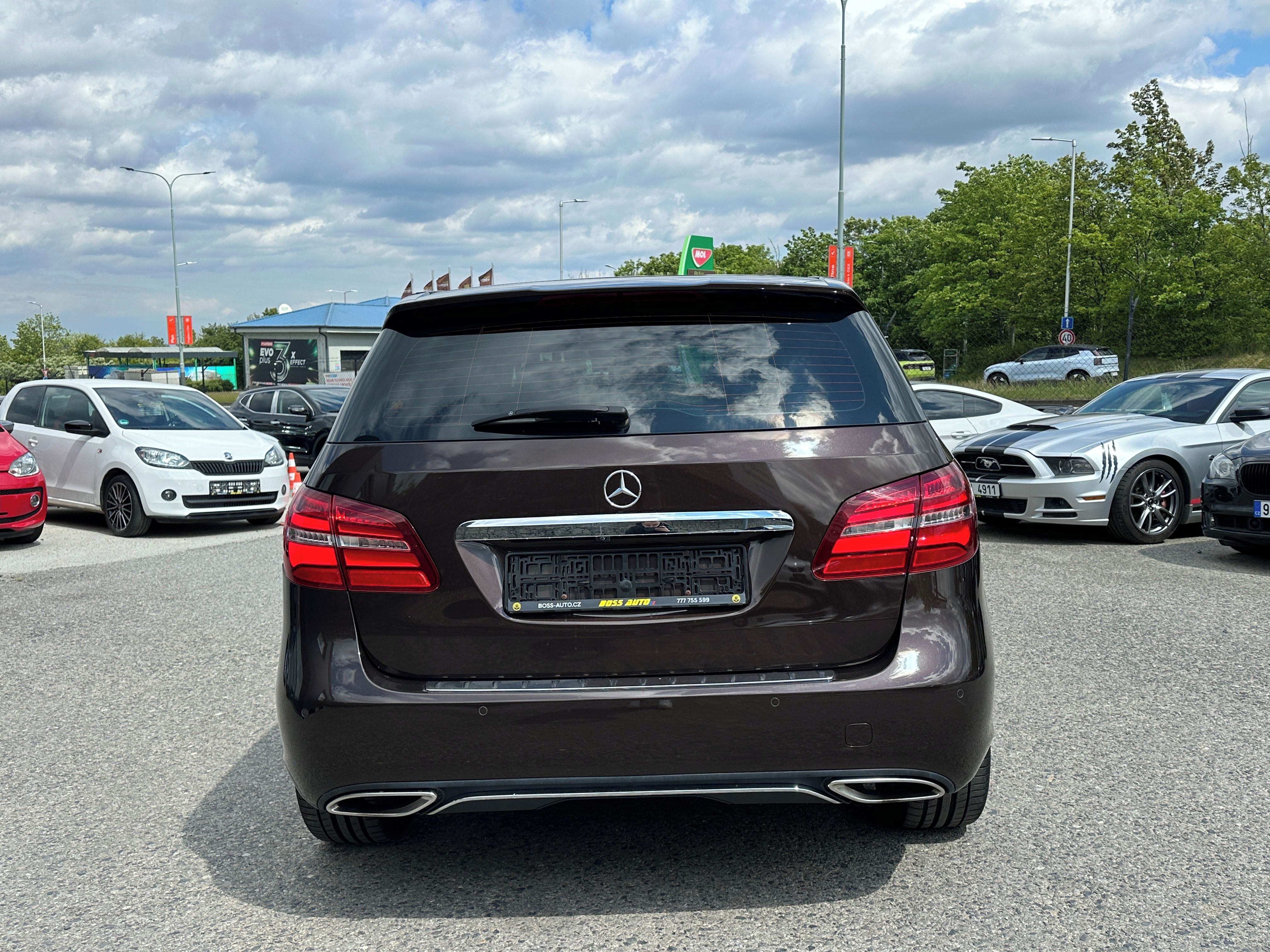 Mercedes-Benz Třídy B, Mercedes-Benz B 220 D 2016 - fotka 6