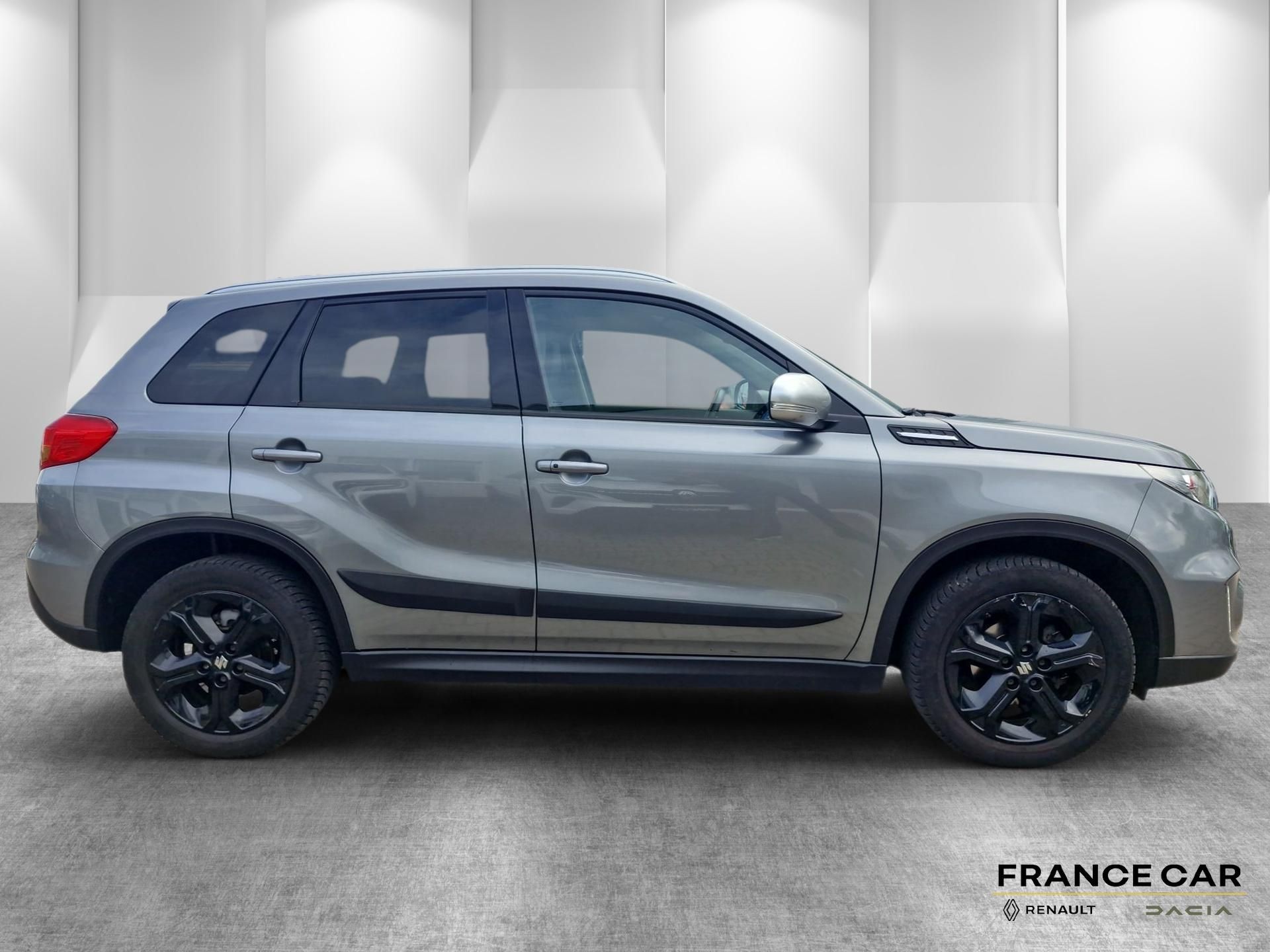 Suzuki Vitara, 1,4 BoosterJet 103 kW Premium - fotka 4