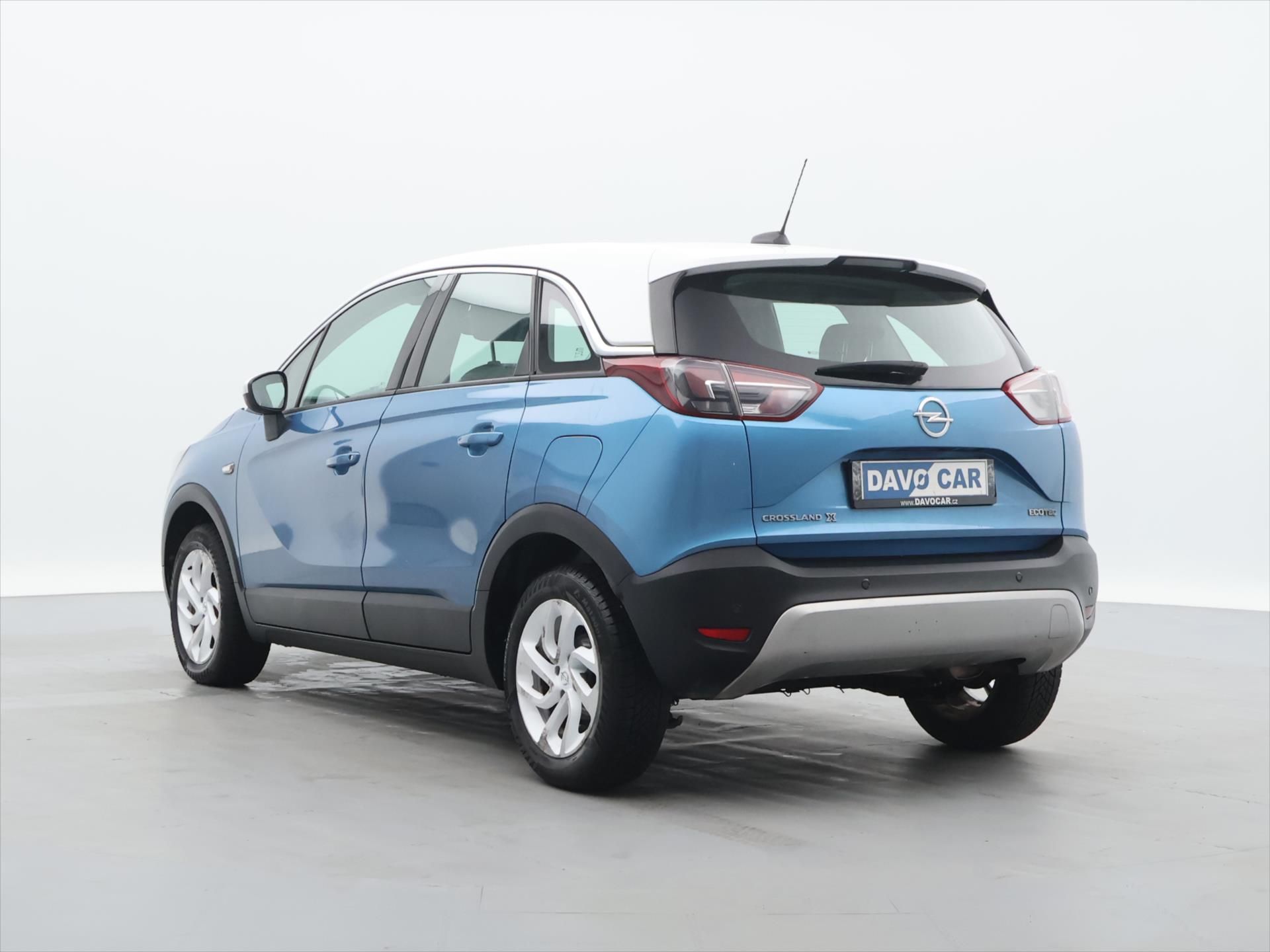 Opel Crossland X, 1,2 Turbo Innovation CZ Výhřev - fotka 5
