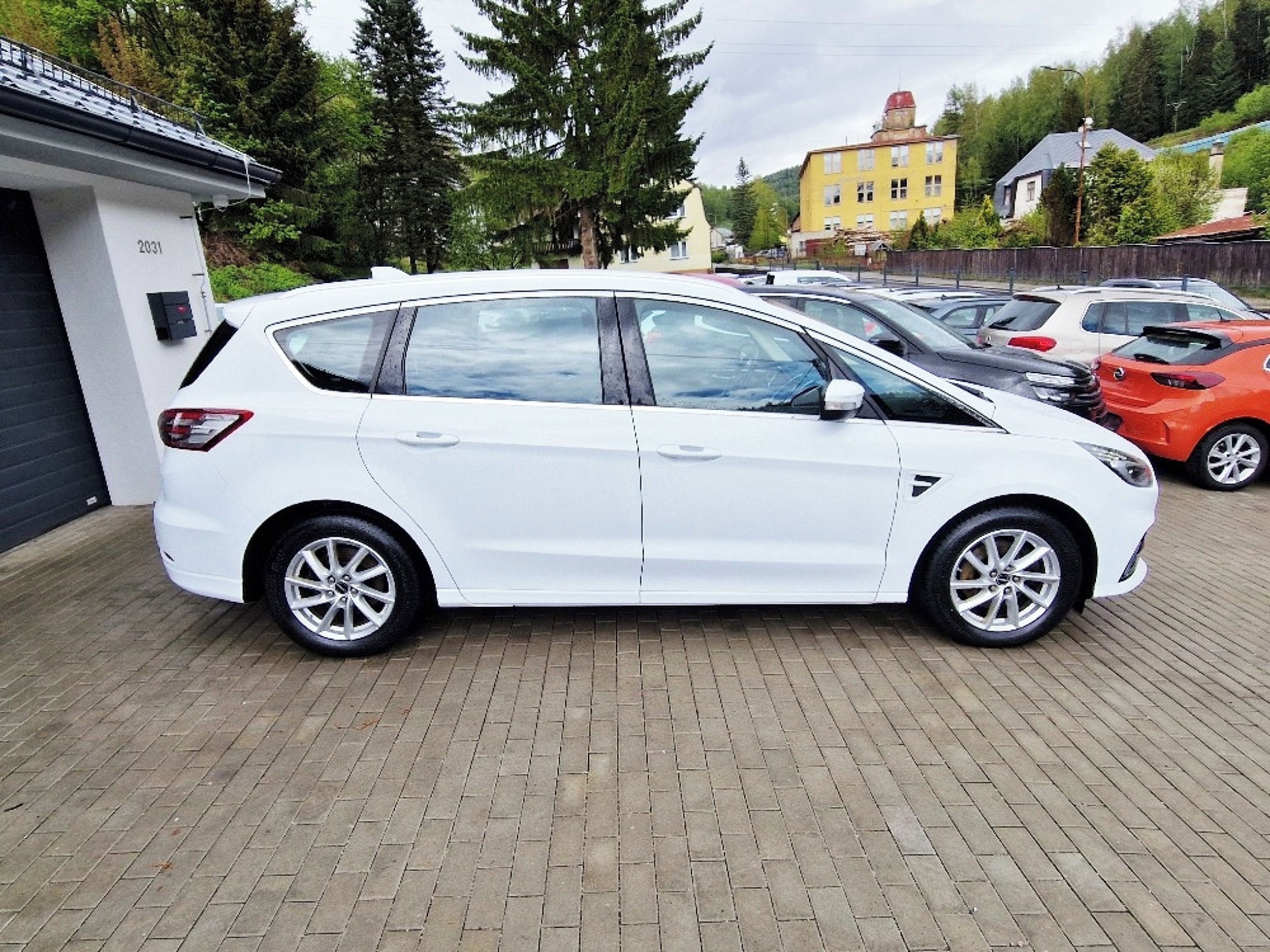Ford S-MAX, 2.0 TDCi (110 kW), TITANIUM - fotka 6