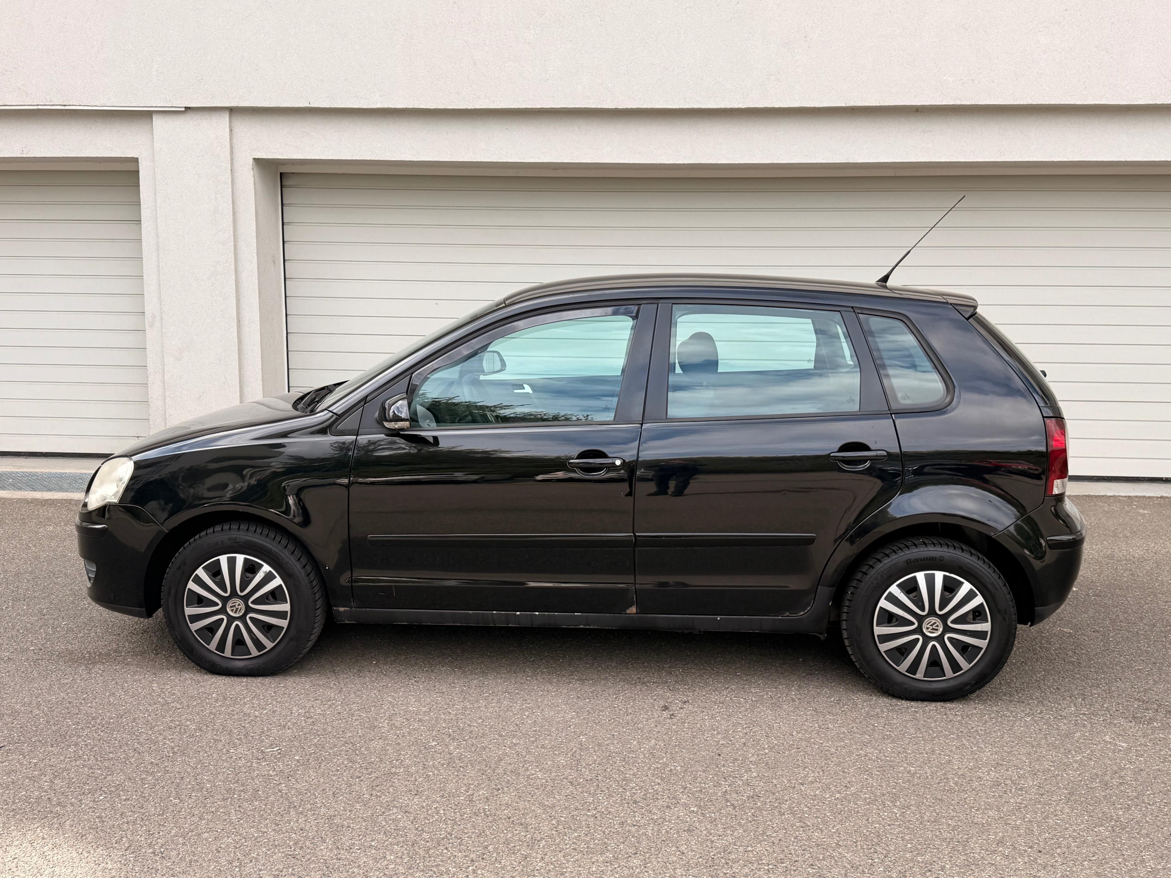 Volkswagen Polo, 1.2HTP 40kw Původ ČR NOVÁ STK - fotka 2