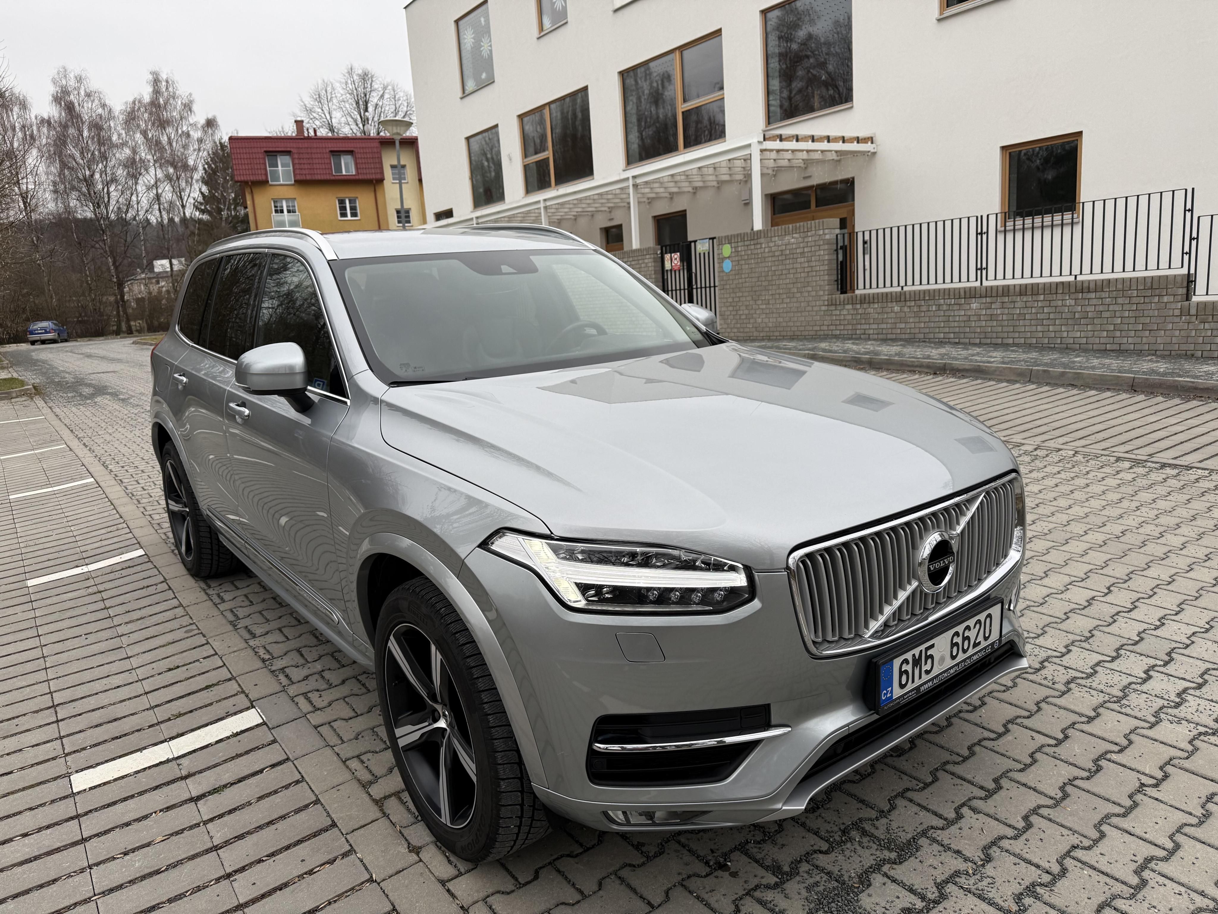 Volvo XC90, 2,0 T6 INSCR228kW*VZDUCH*7míst - fotka 3