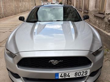 Ford Mustang 2016 V6