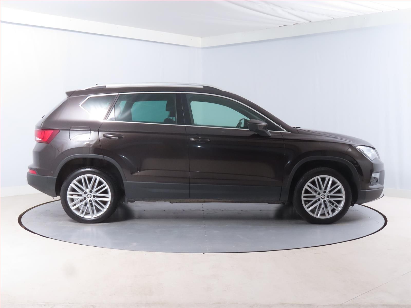 Seat Ateca, 2.0 TDI, Automat, Navi - fotka 6