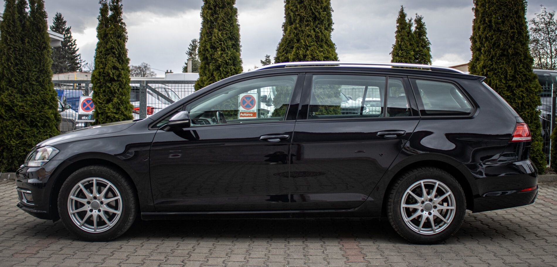 Volkswagen Golf Variant - fotka 4