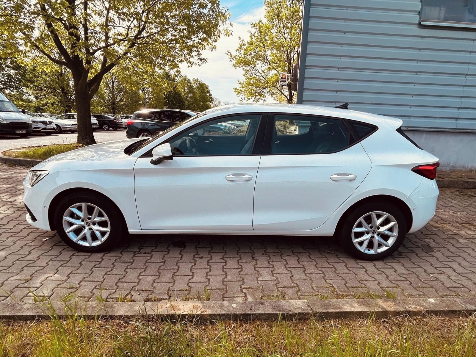Seat Leon, 1.0 TSI - 81kW, DSG, DPH - fotka 4