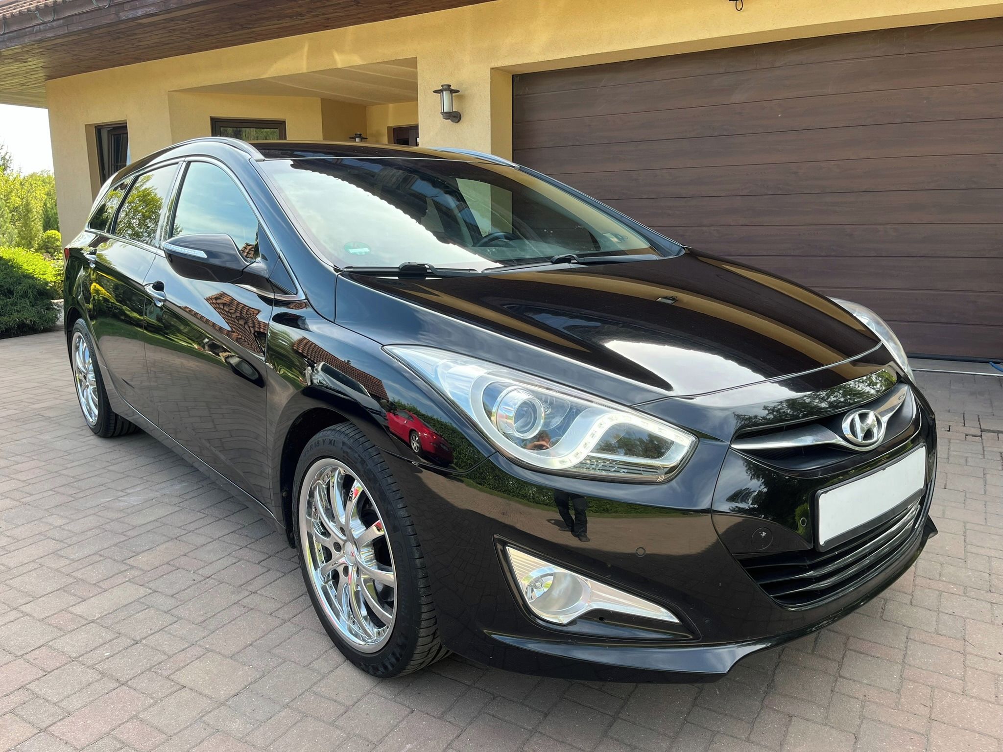 Hyundai i40, 2.0 GDi 130kW Navi Tempomat - fotka 2
