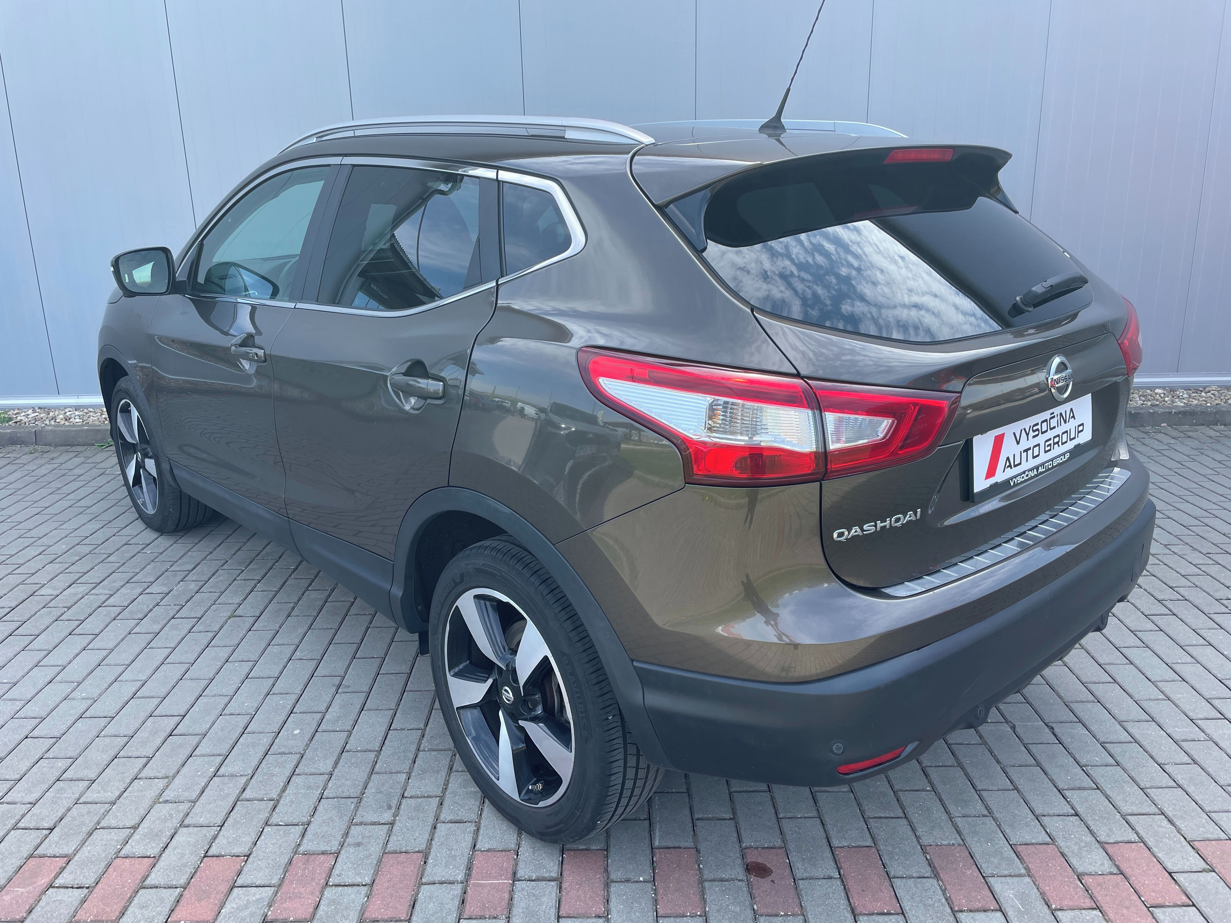 Nissan Qashqai, 1,2 DIG-T 85kW Nové ČR 2.Maj - fotka 2