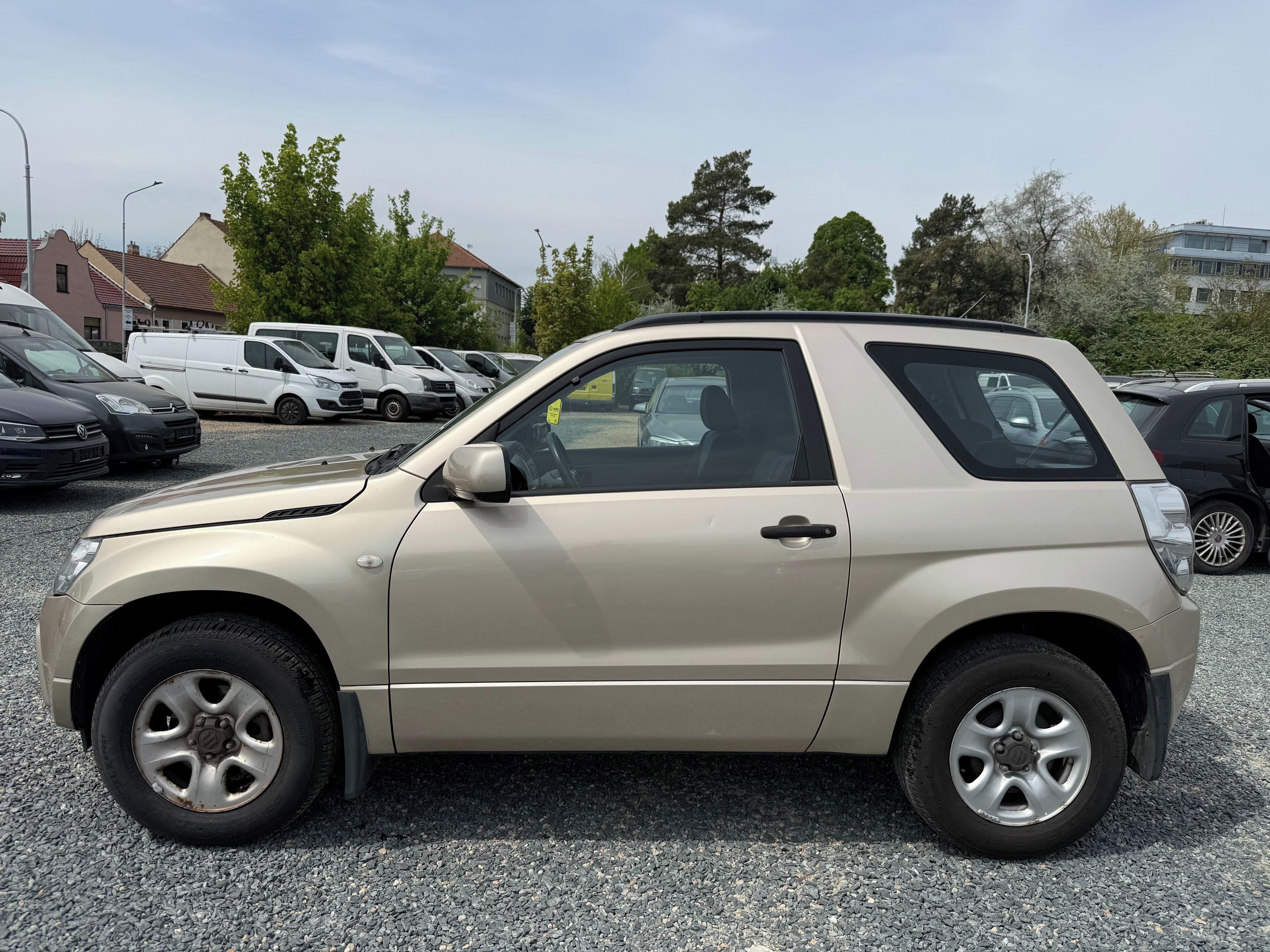 Suzuki Grand Vitara, 1.6 i 78Kw 4x4 76Tis.km - fotka 2