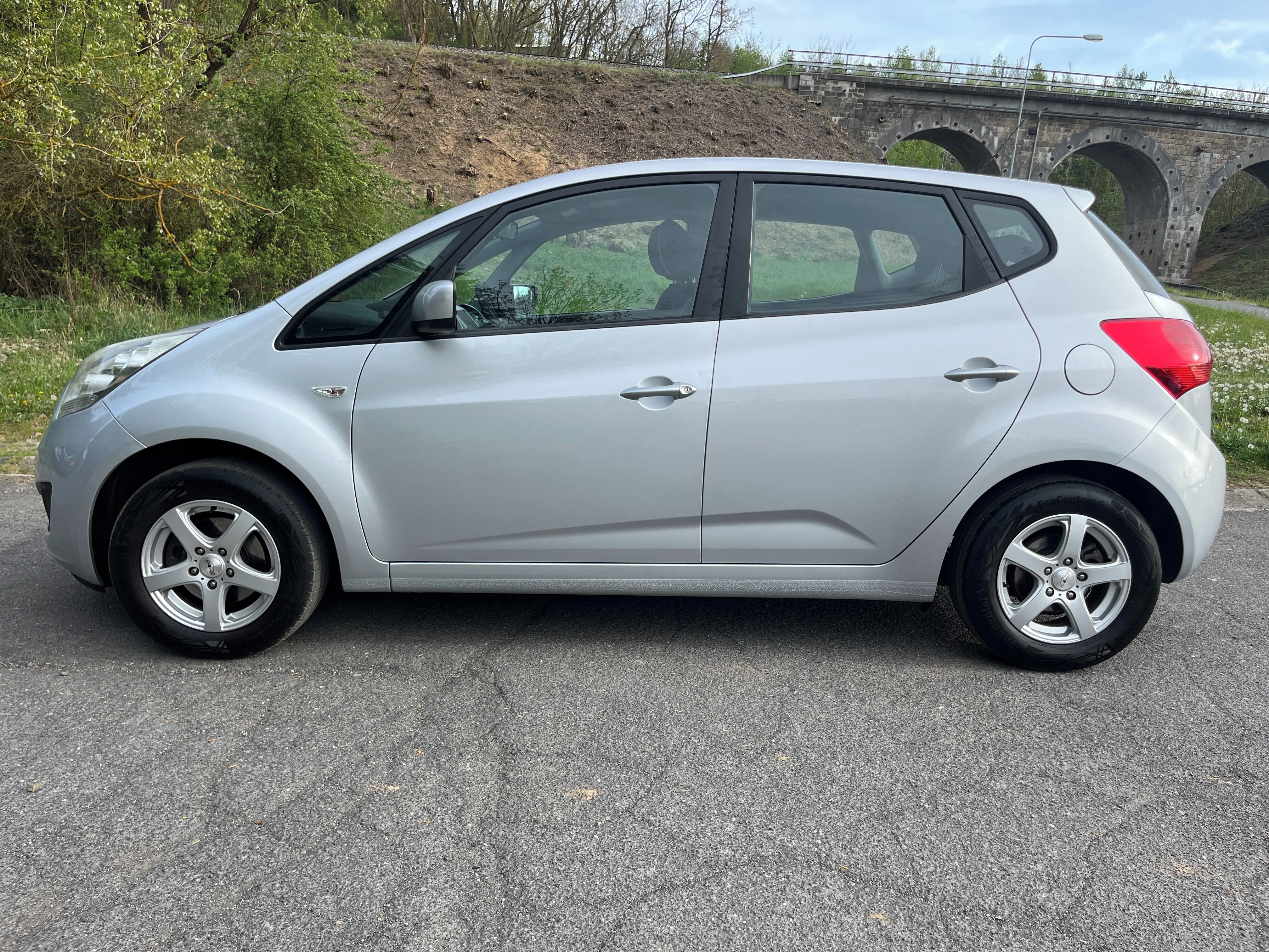 Kia Venga, 1.6i 92kw 117.000km alu klima - fotka 2