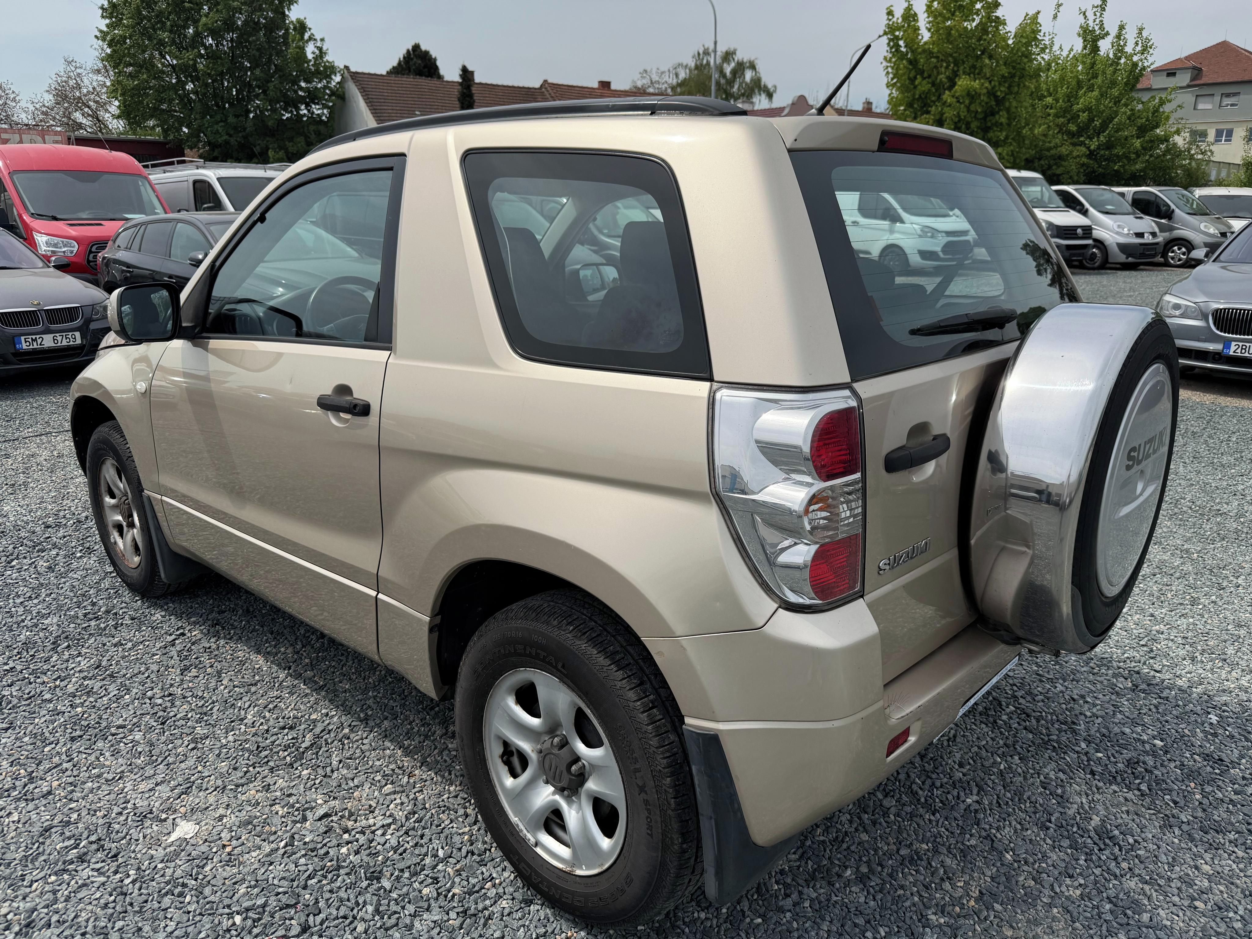 Suzuki Grand Vitara, 1.6 i 78Kw 4x4 76Tis.km - fotka 3