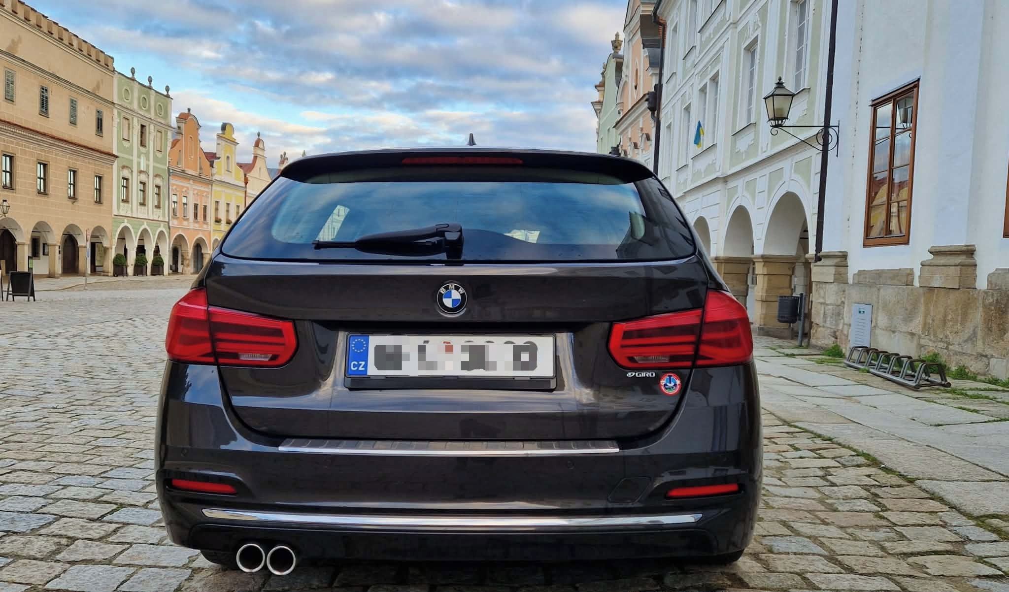 BMW Řada 3, 320D, Luxury výbava - fotka 4