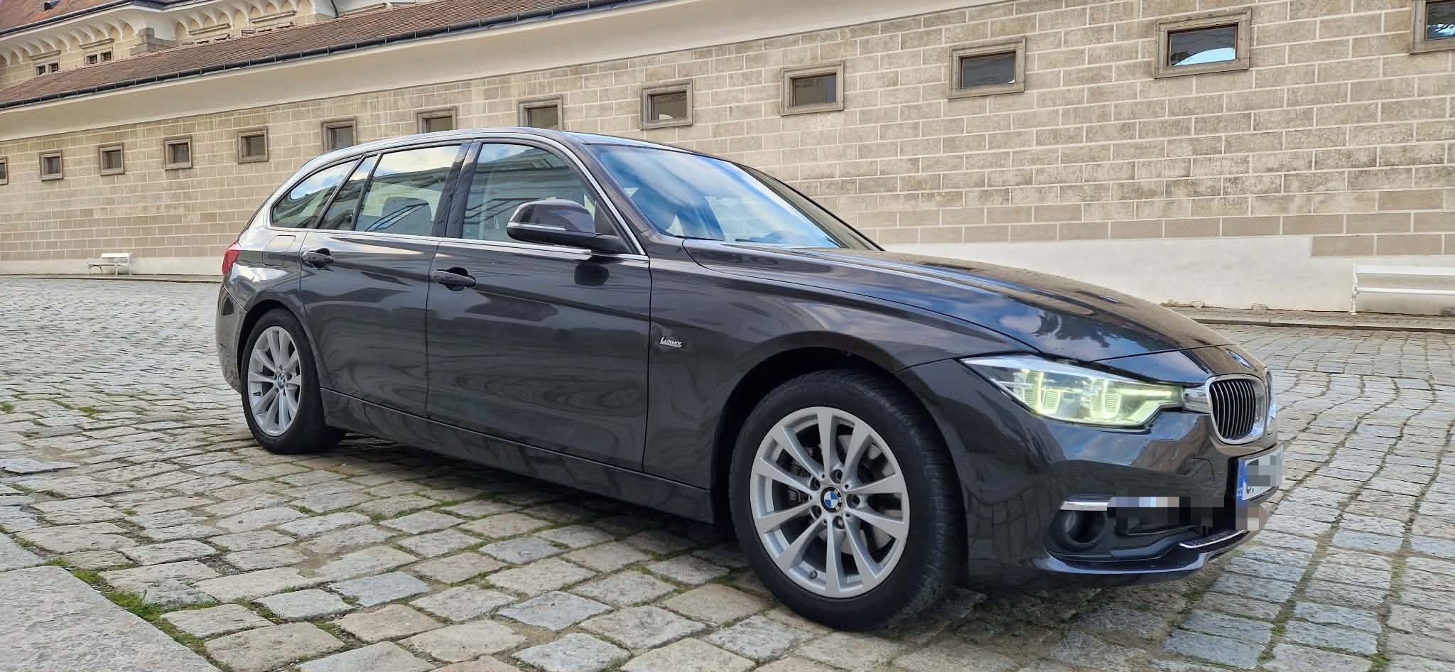 BMW Řada 3, 320D, Luxury výbava