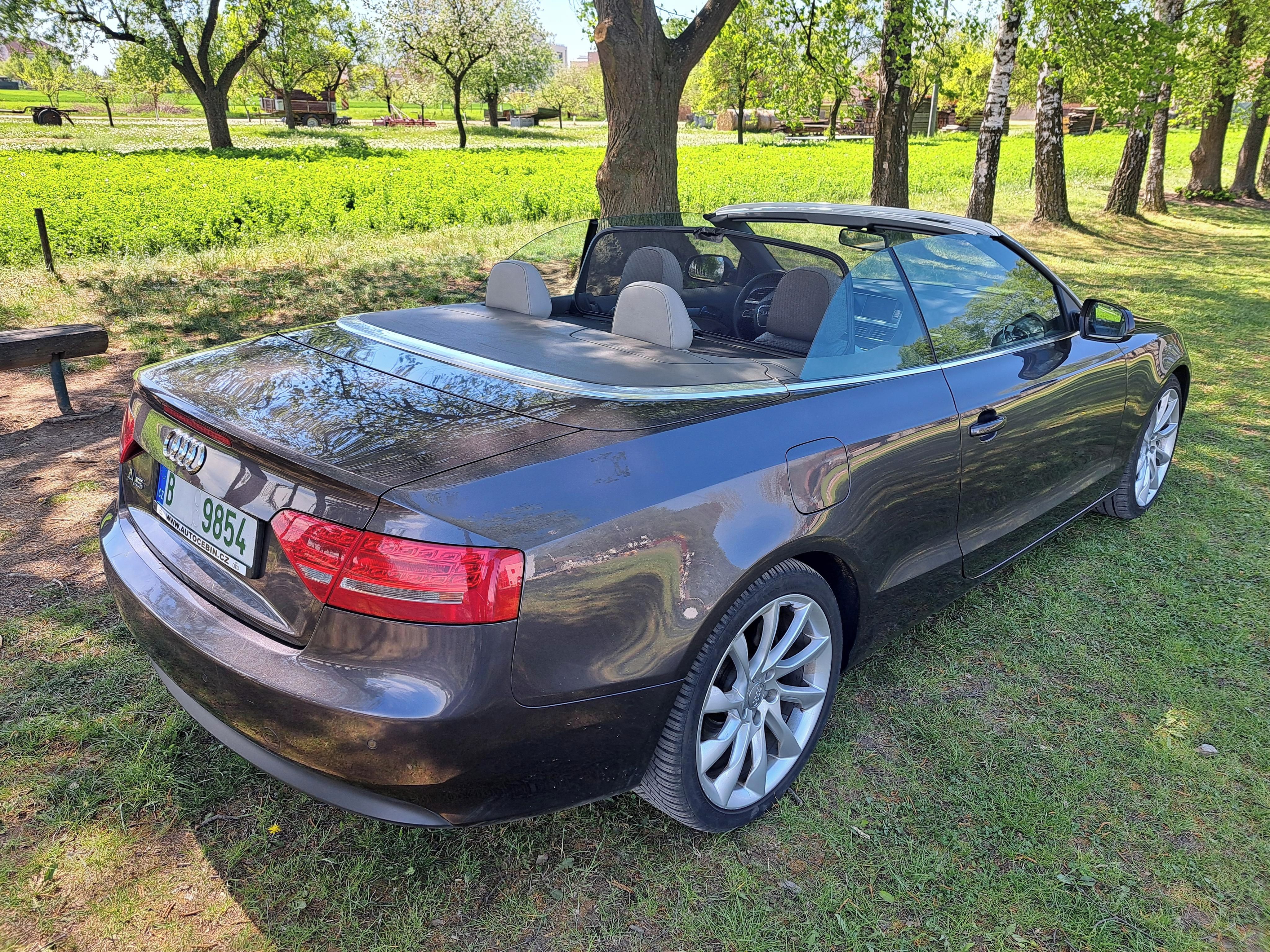 Audi A5, 2.0 TDI 125KW, CABRIO,MANUÁL! - fotka 5