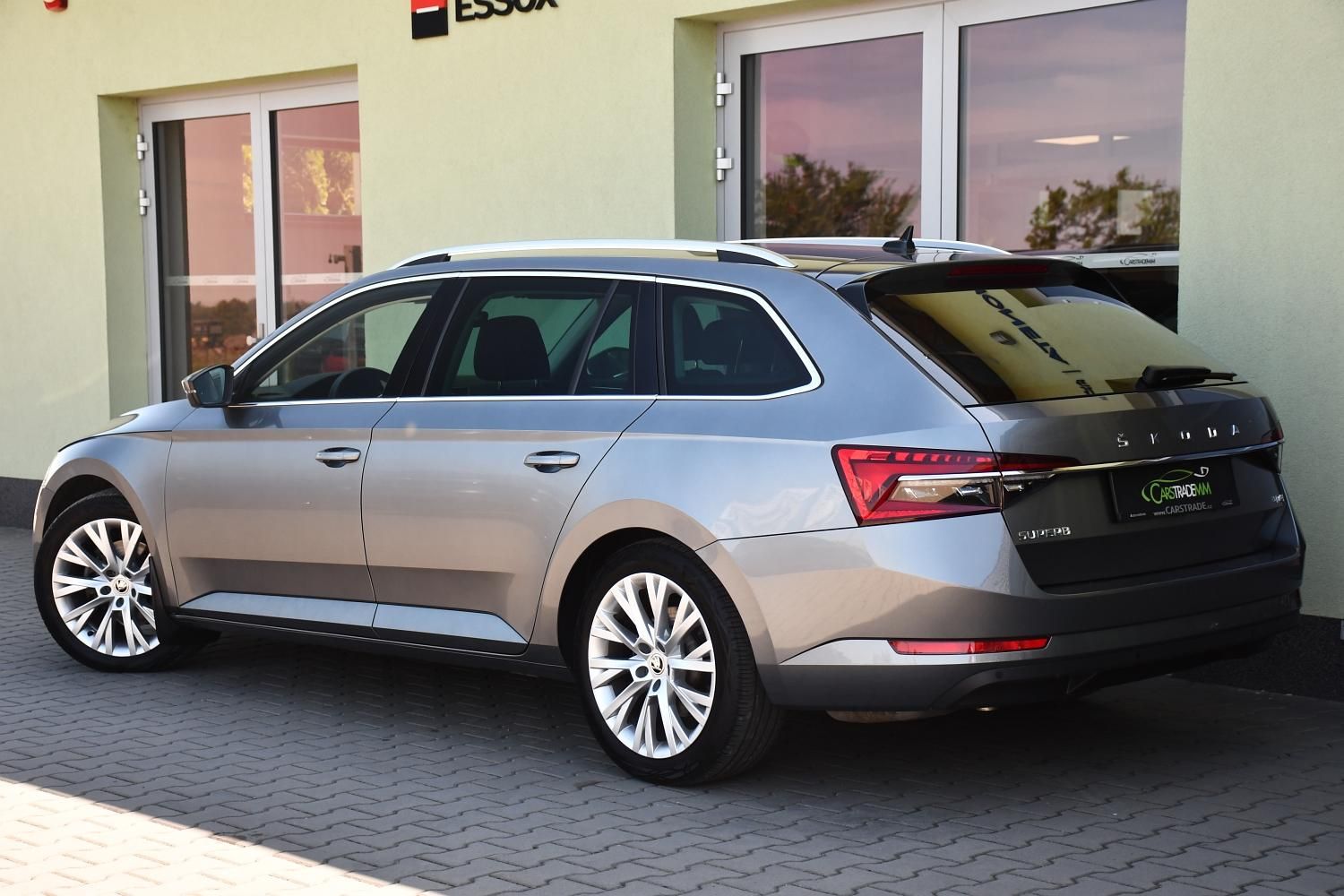 Škoda Superb, 2.0TDi 147kW STYLE  NTOP TAŽNÉ - fotka 4