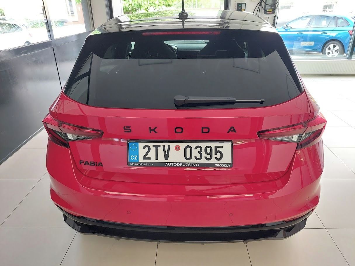 Škoda Fabia, Monte Carlo 1,0TSI 85kW AT - fotka 5
