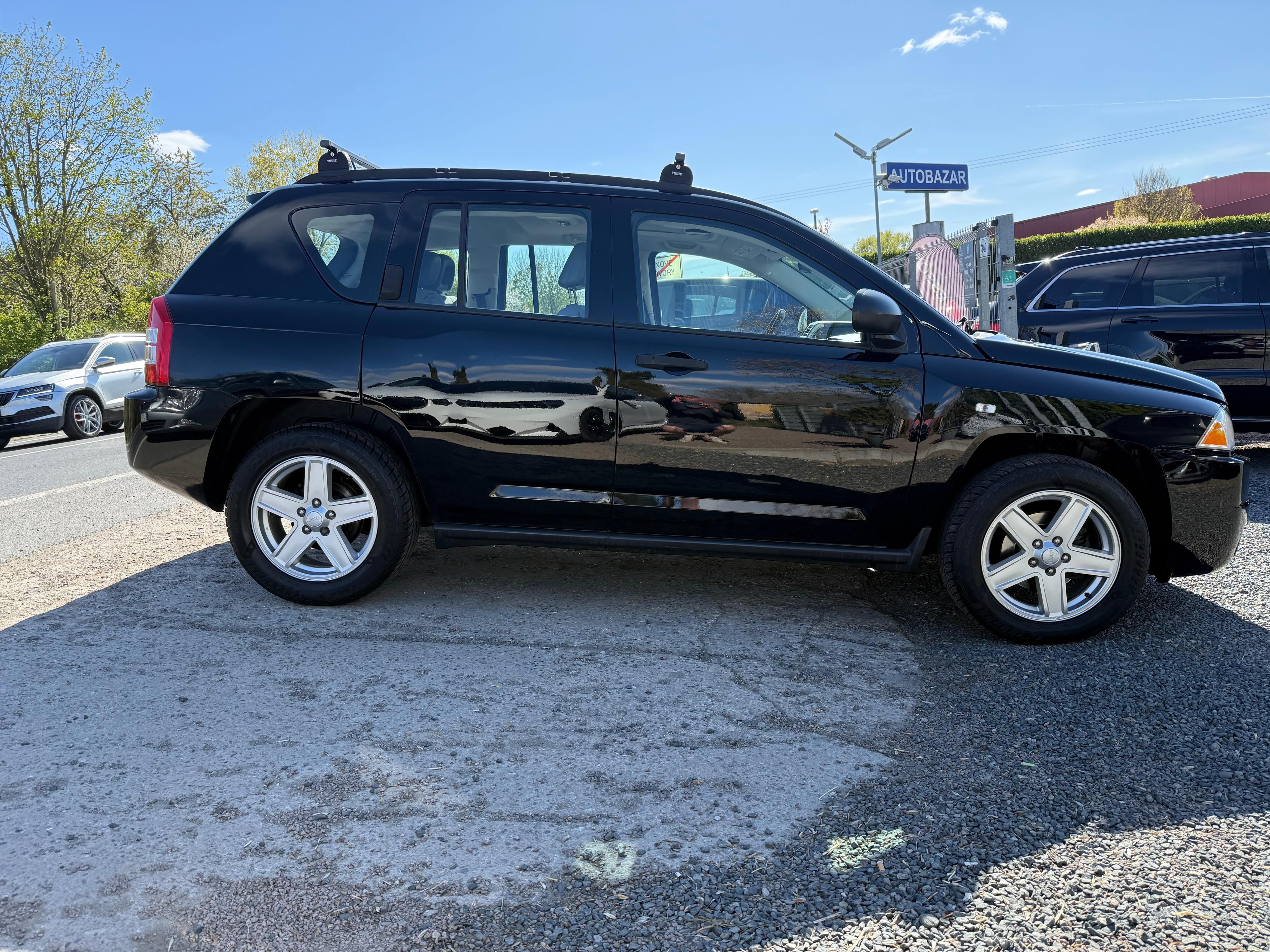 Jeep Compass, 2.0CRDi 4WD šíbr navi - fotka 3