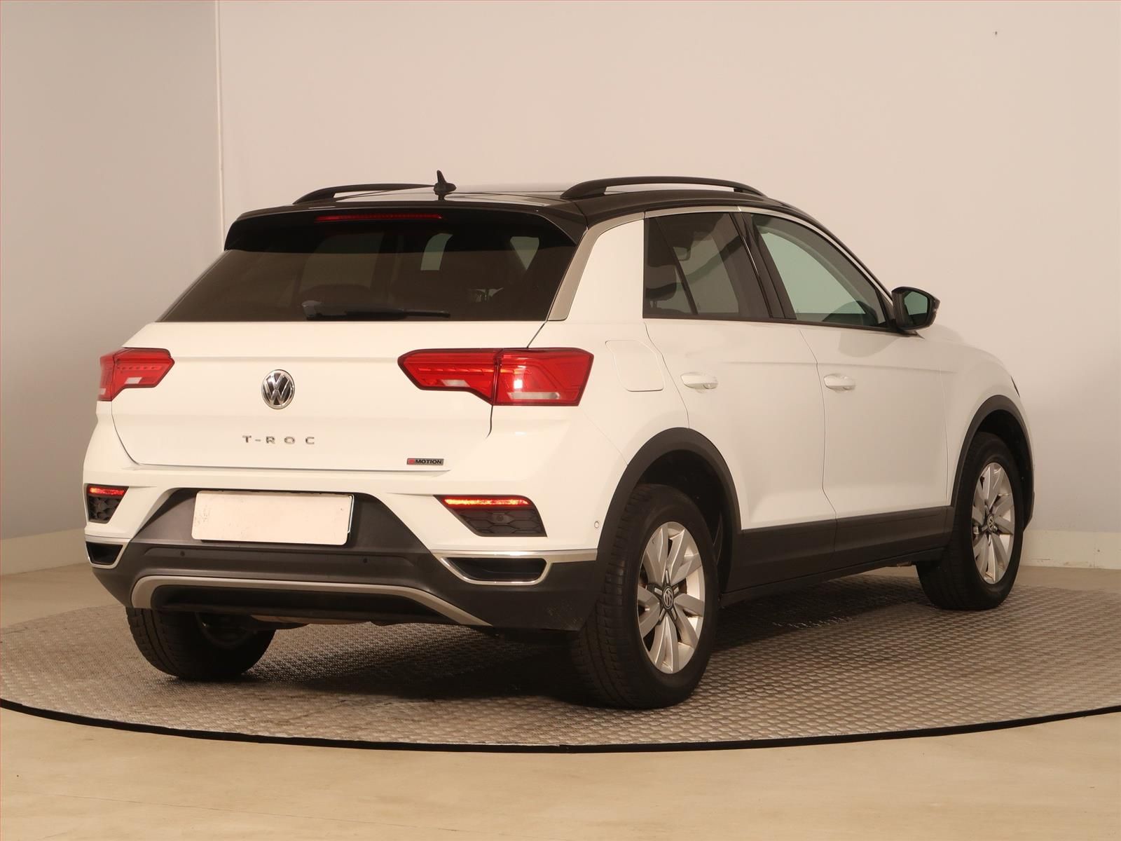 Volkswagen T-Roc, 2.0 TDI 4Motion, 4X4, Automat - fotka 5