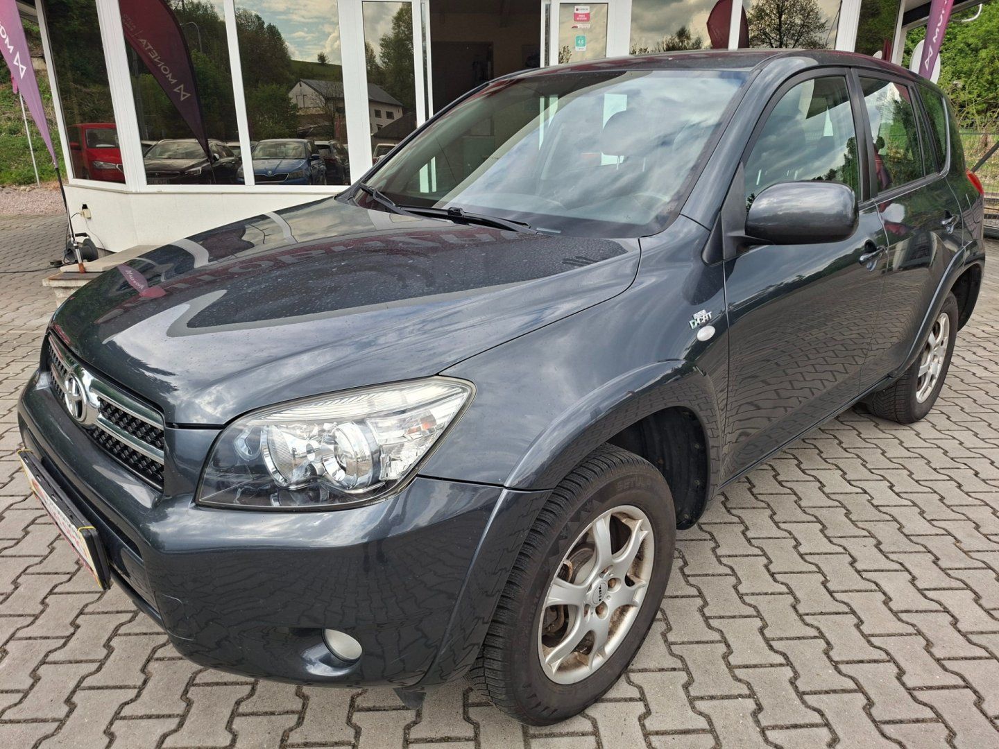 Toyota Rav4, 2.2 D-CAT 130kW 4X4 -TAŽ.ZAŘ. - fotka 4