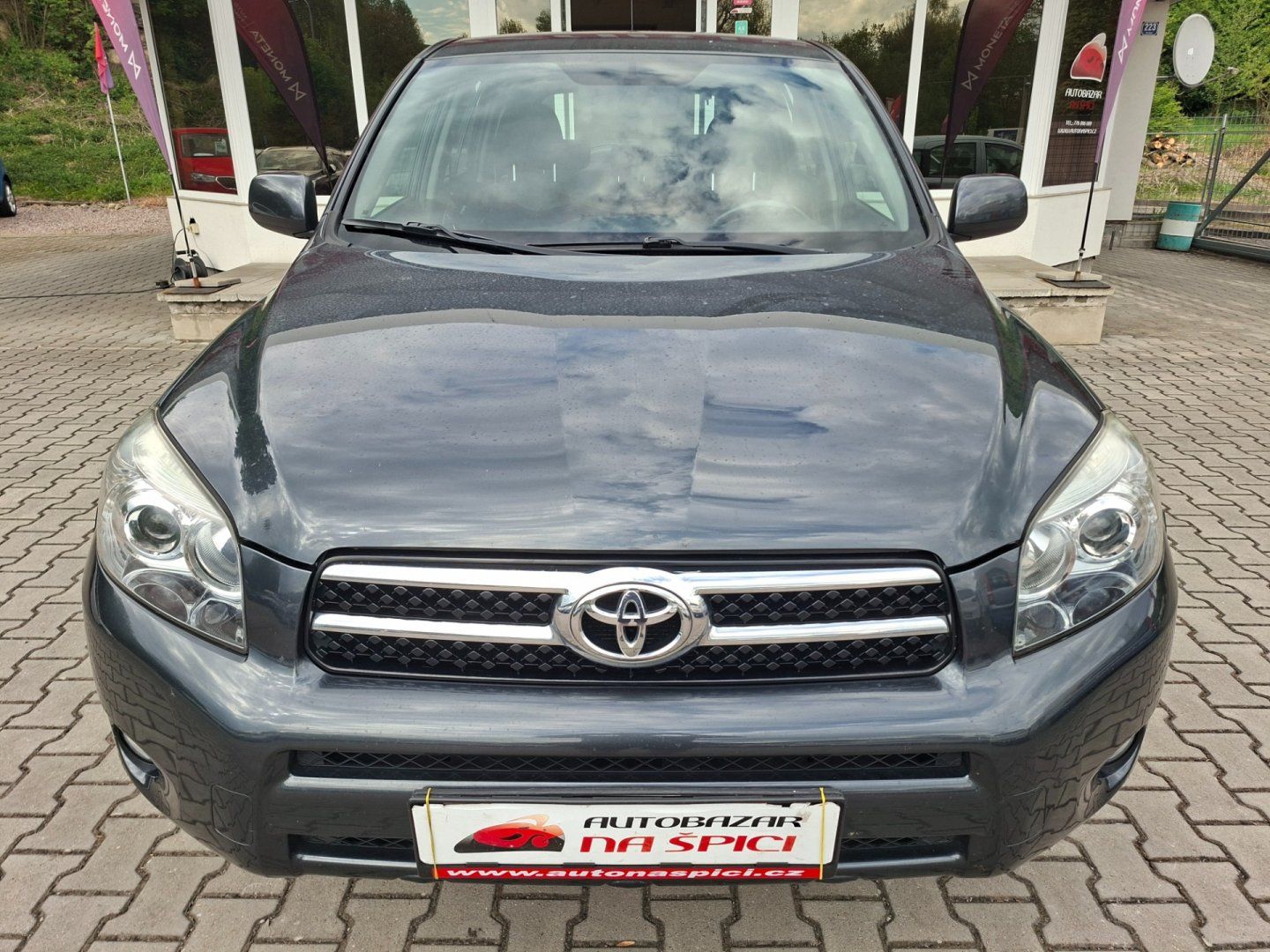 Toyota Rav4, 2.2 D-CAT 130kW 4X4 -TAŽ.ZAŘ. - fotka 3