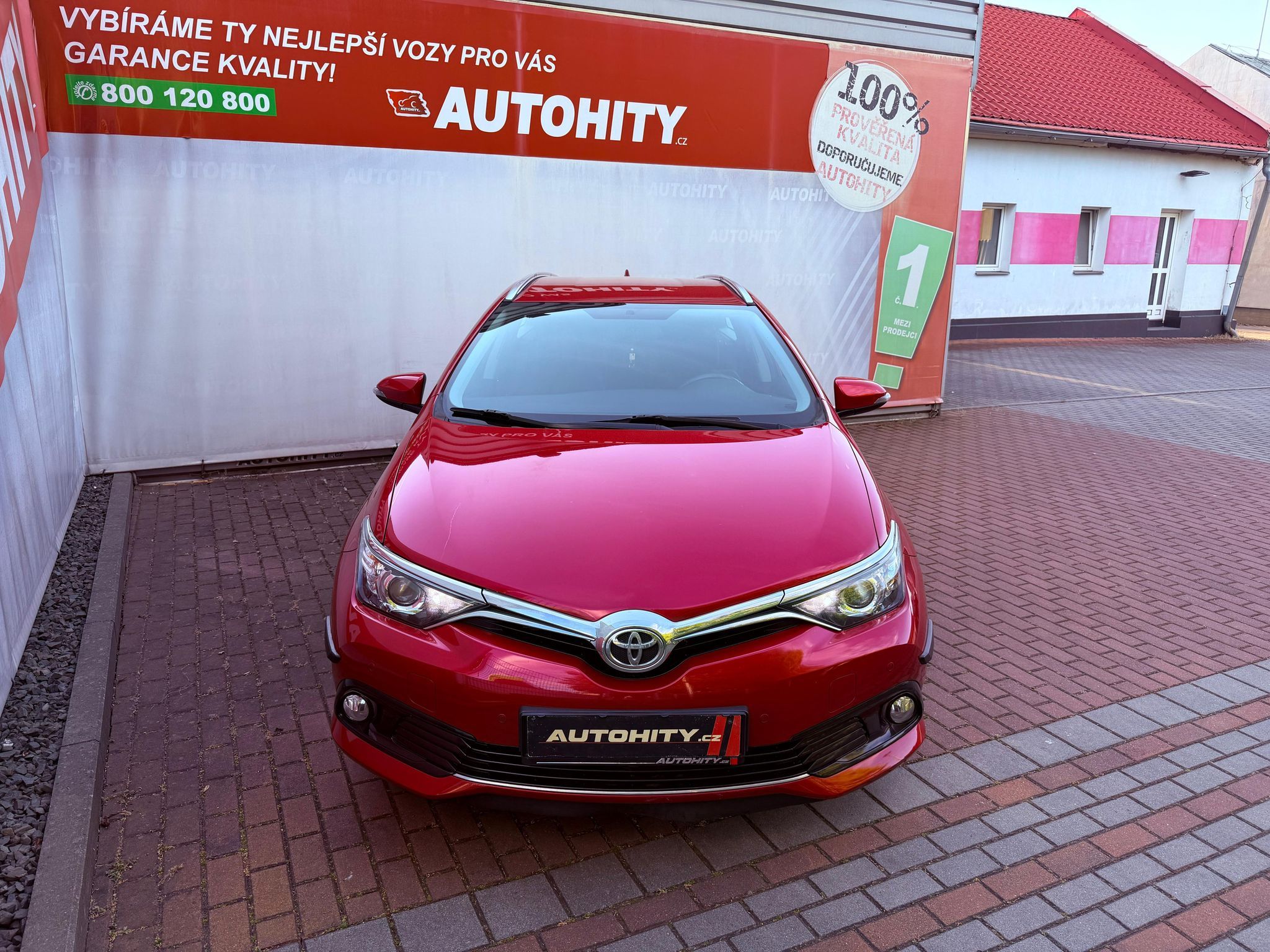 Toyota Auris, 1.2 Turbo Comfort, Tažné - fotka 2
