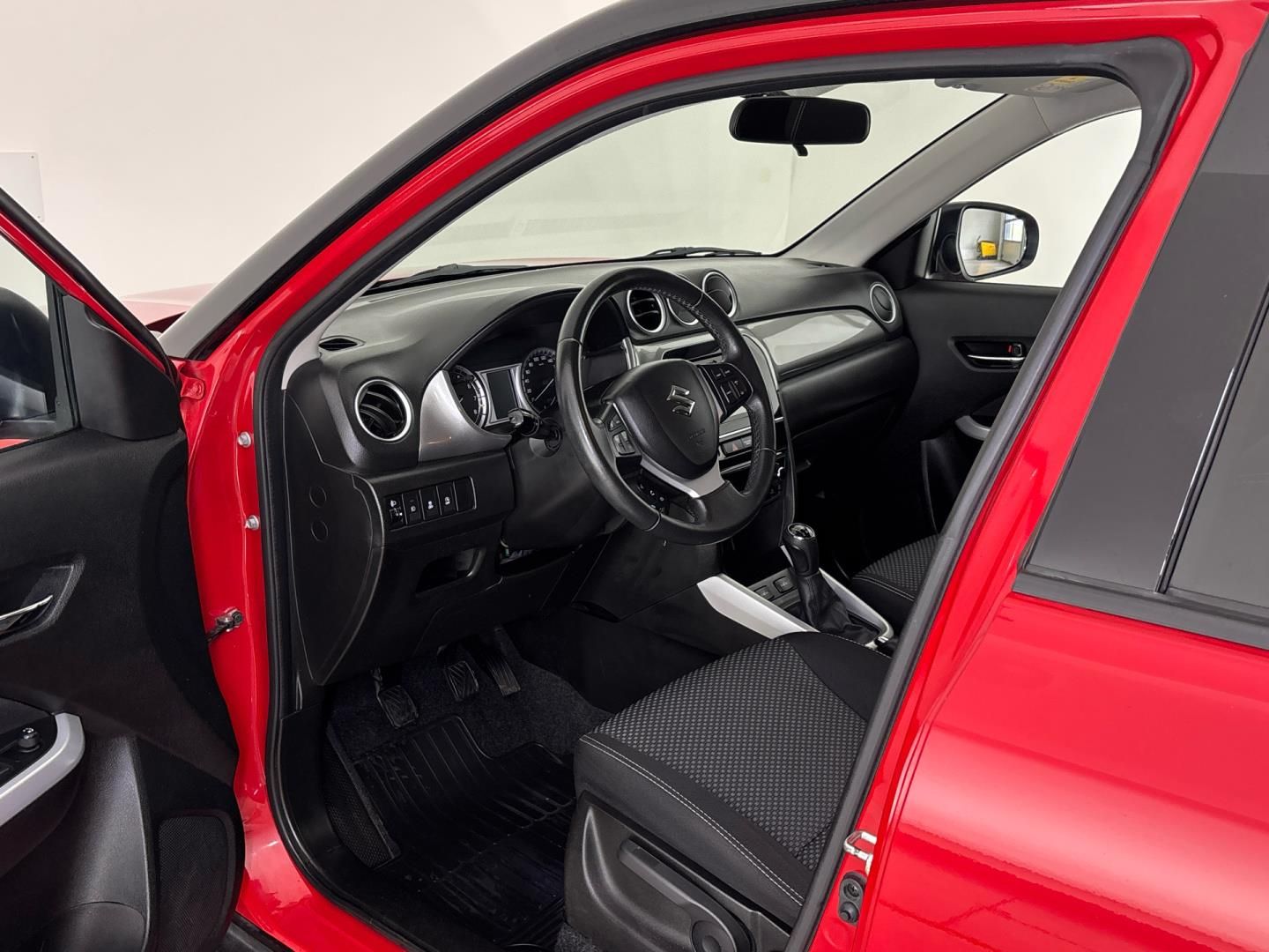Suzuki Vitara, 1.6 VVTi / 88 kW - fotka 6