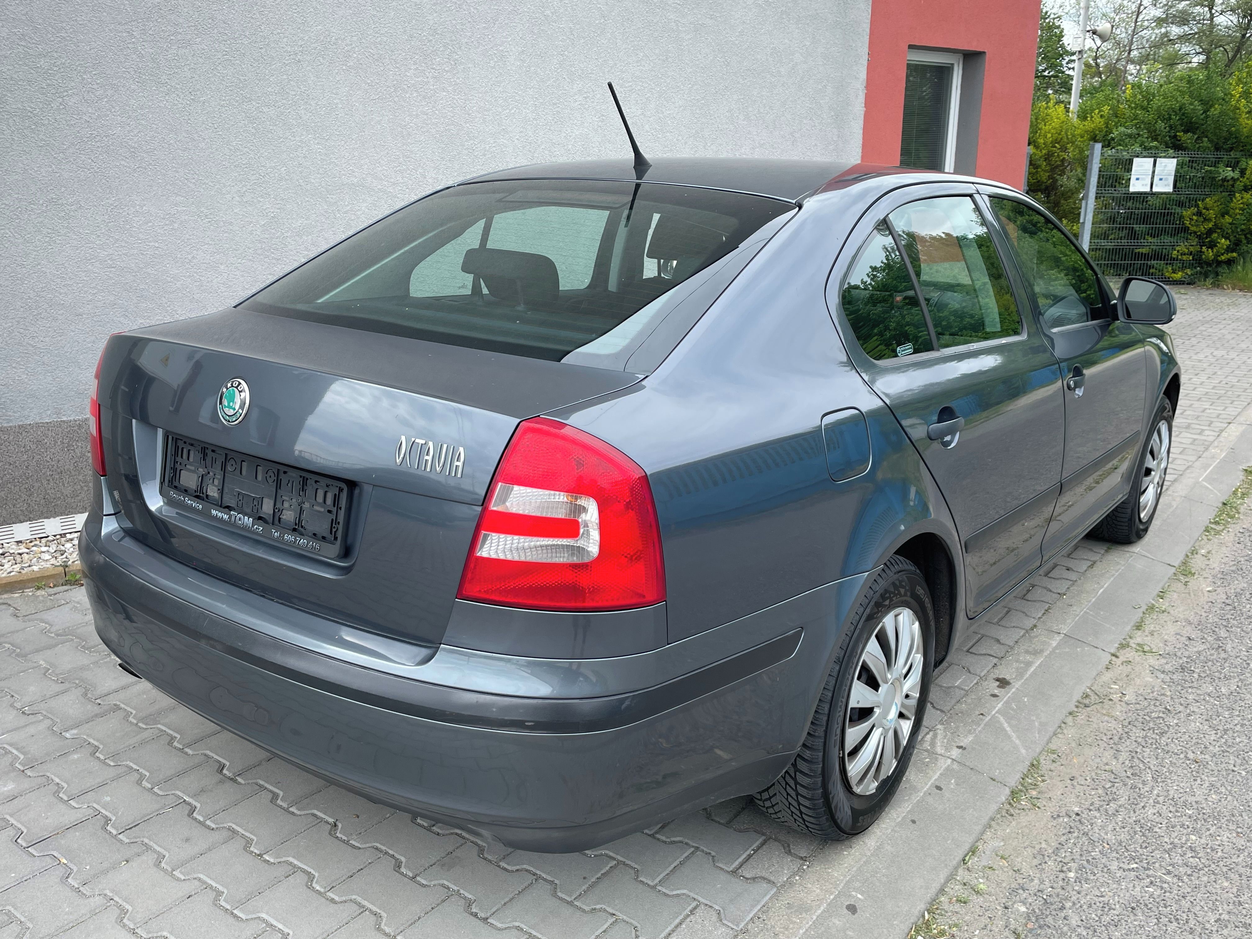 Škoda Octavia, 1.4 16v 59kW Klima - fotka 5