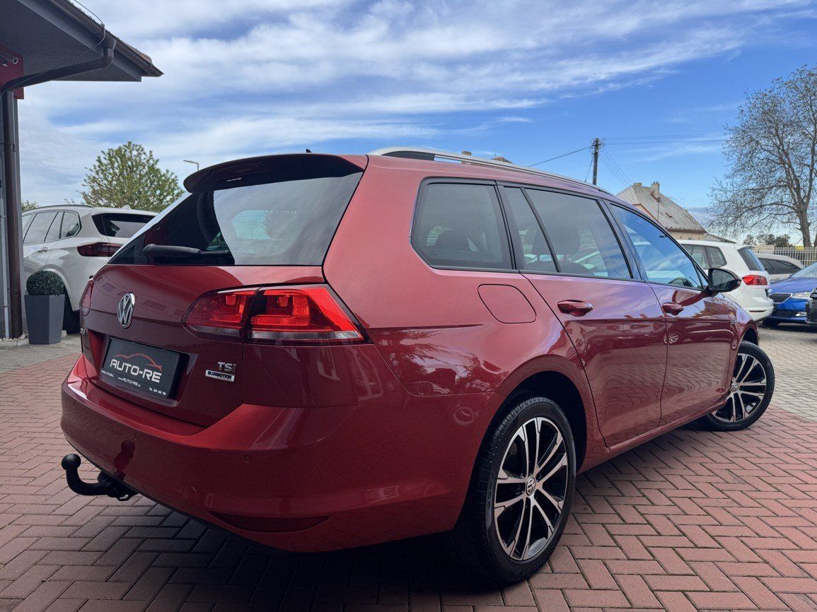 Volkswagen Golf, 1.4TSi Lounge Navi Digi Klima - fotka 2