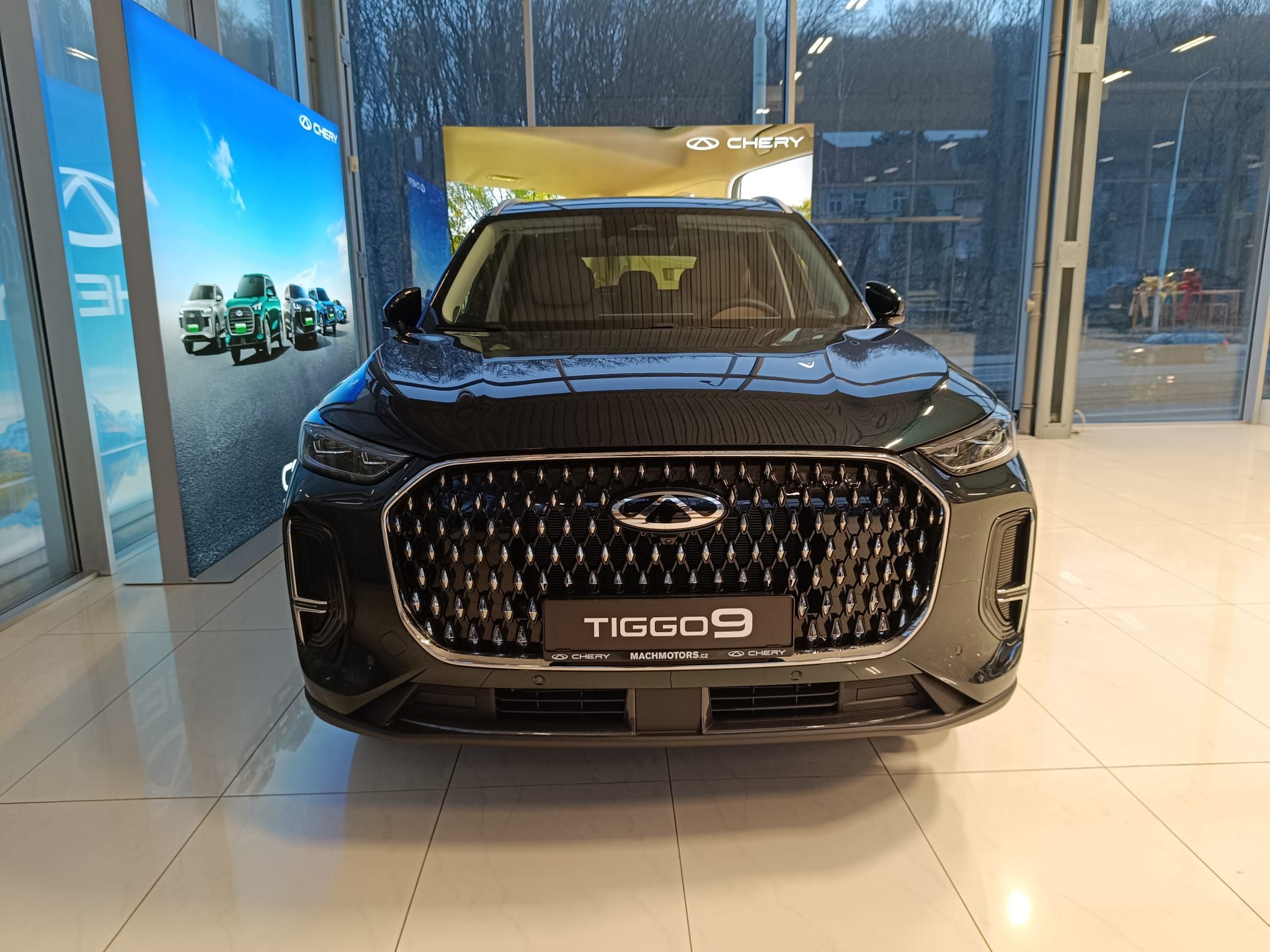 Chery Tiggo 9 PHEV, UNIQUE 1.5 TGDI PHEV - fotka 2