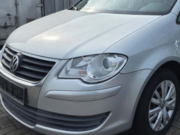 1.6 MPi 75KW TAŽNÉ 7-MÍST TOP
