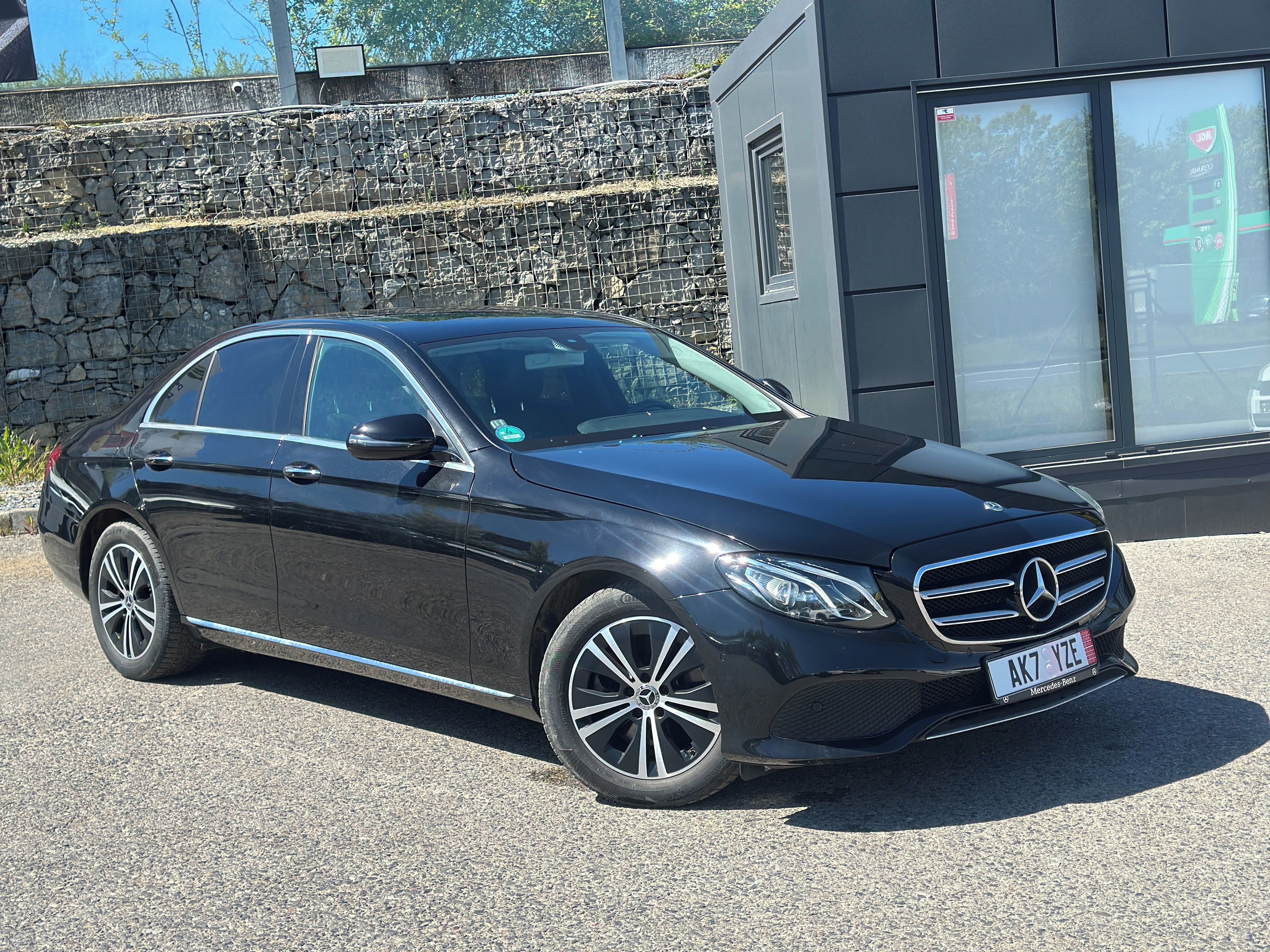 Mercedes-Benz Třídy E, Mercedes-Benz E 200 2020