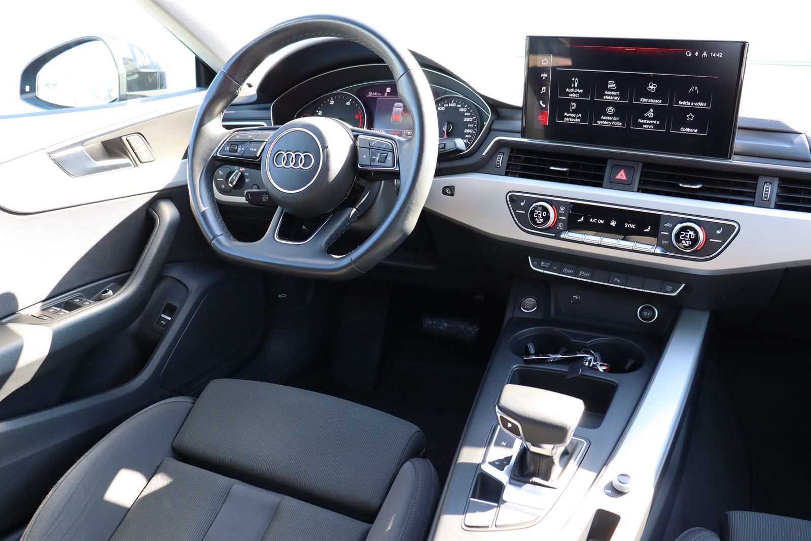 Audi A5, 40 2.0 TDI Sportback quattro - fotka 5