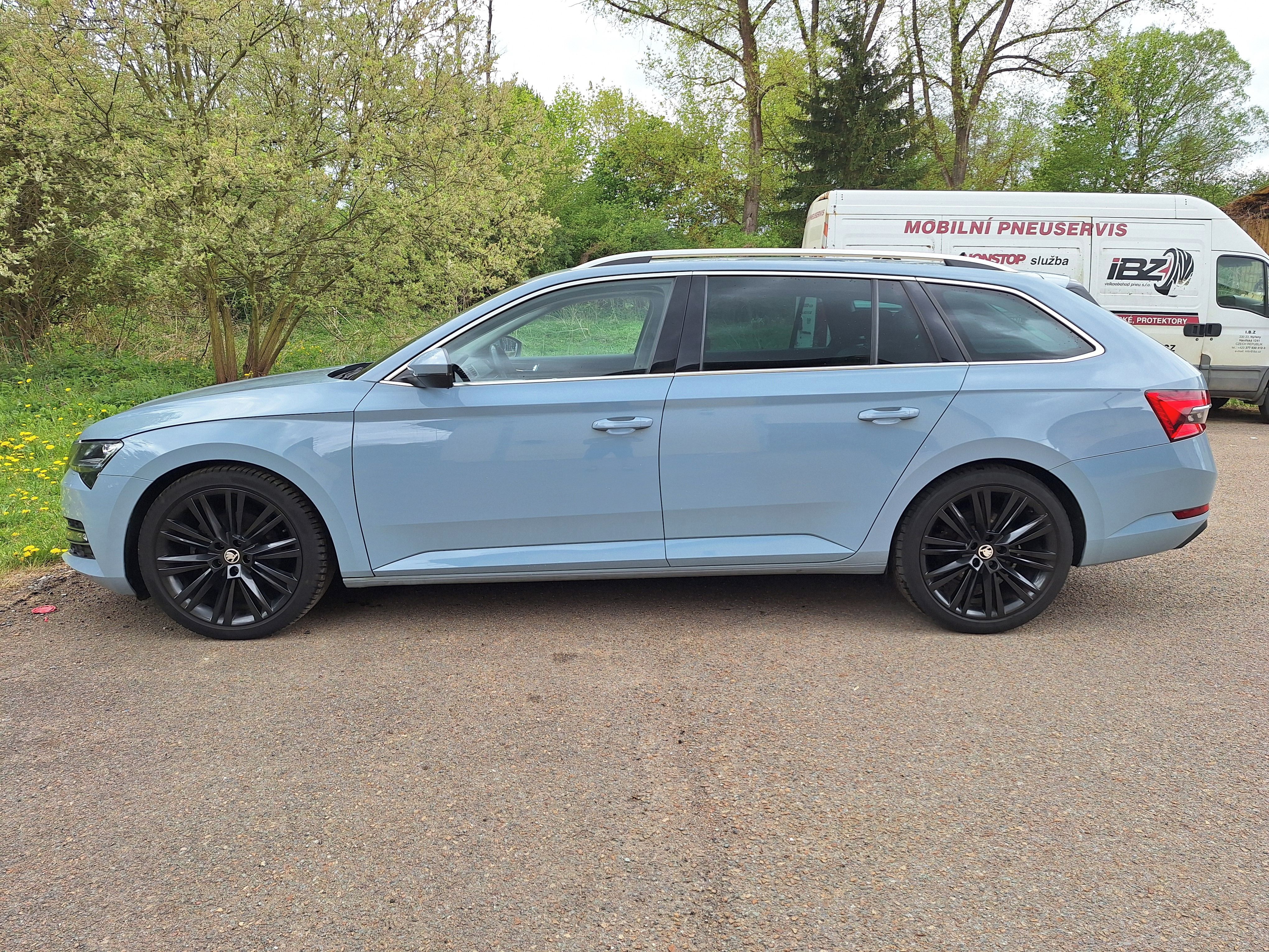 Škoda Superb, Škoda Superb 2.0tdi DSG Style+ - fotka 6