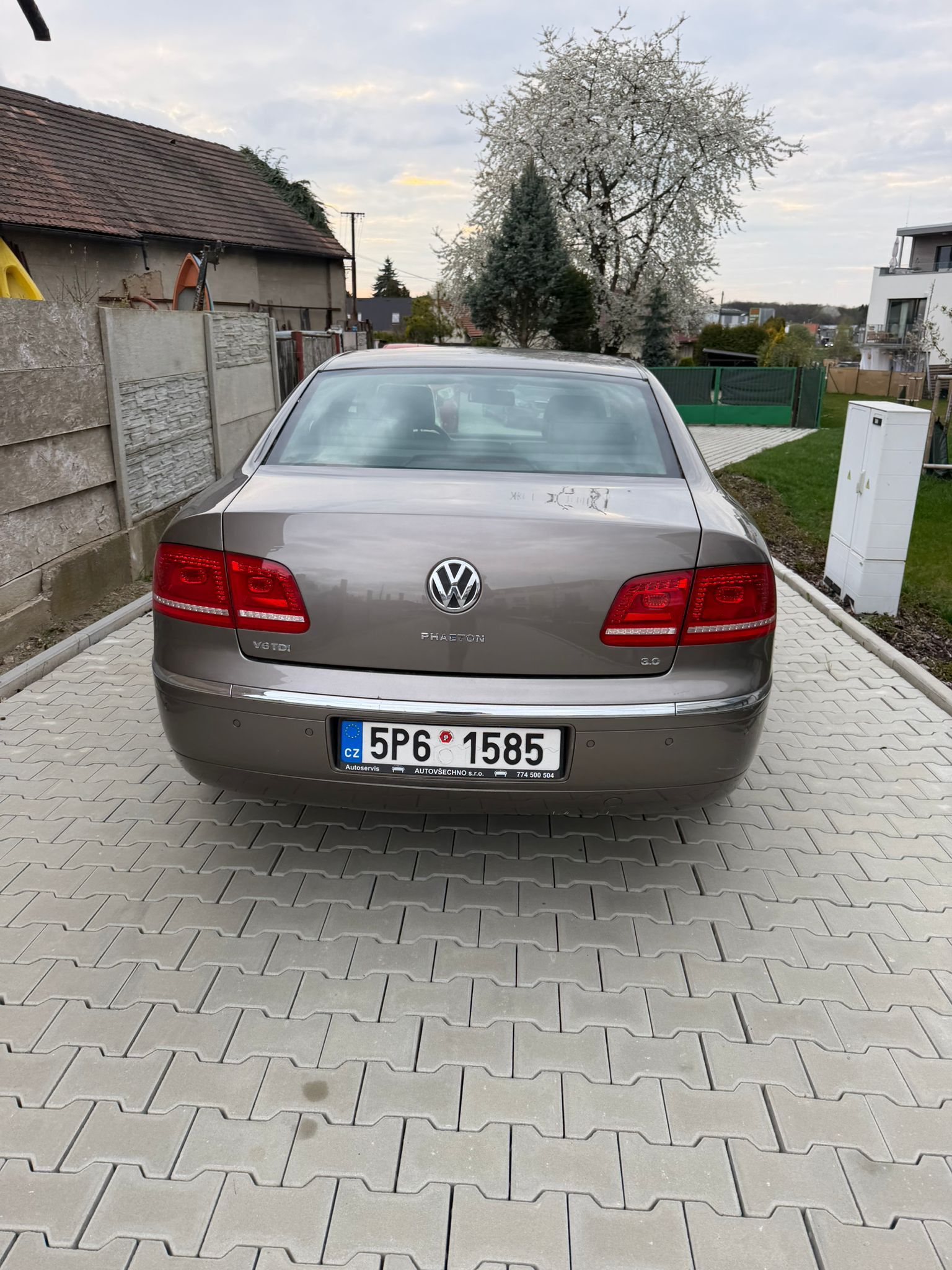 Volkswagen Phaeton, 3.0 TDI V6 TOP STAV - fotka 5