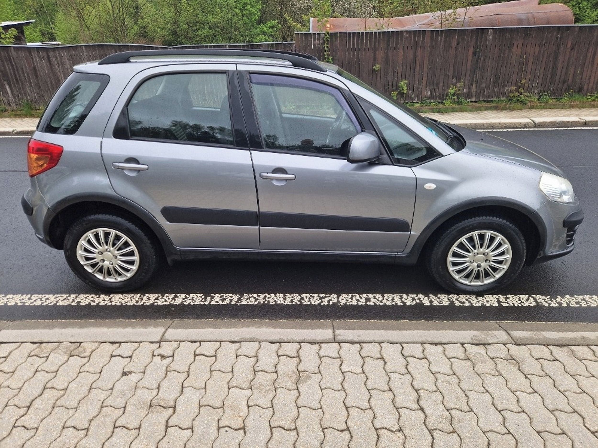 Suzuki SX4, 1.6 (88 kW) + LPG, 4x4 - fotka 6