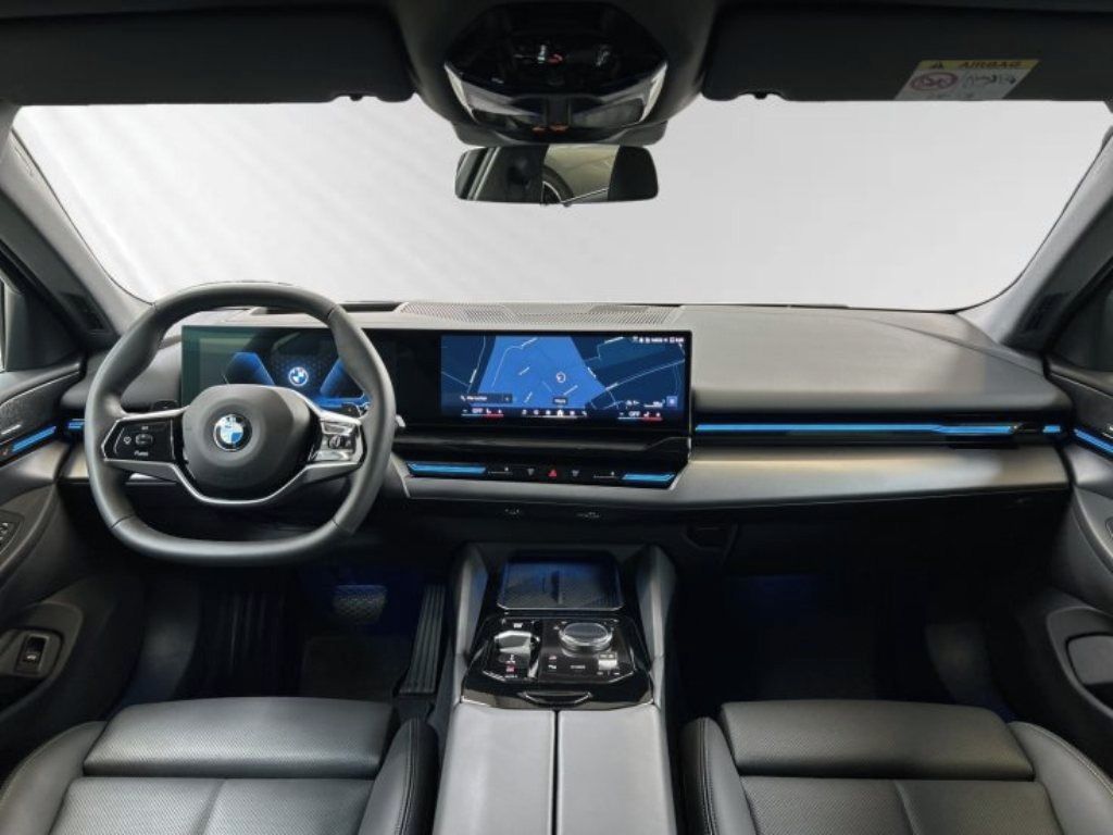 BMW Řada 5, 520 i Touring*Kůže*360° kamera - fotka 6
