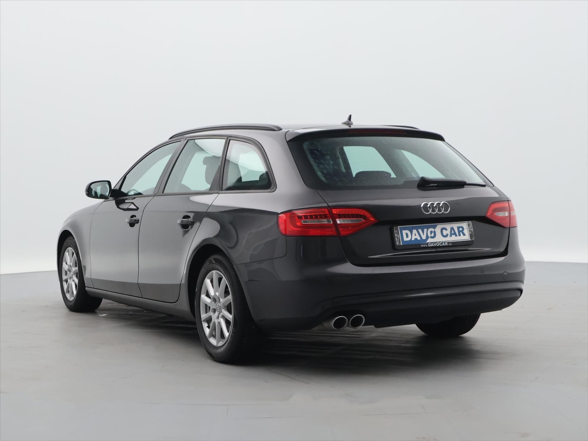 Audi A4 Avant, 2,0 TDi 100kW Kůže Pano Navi - fotka 5