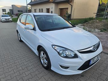 Hyundai i30, 1,6 CRDi, TZ, ČR