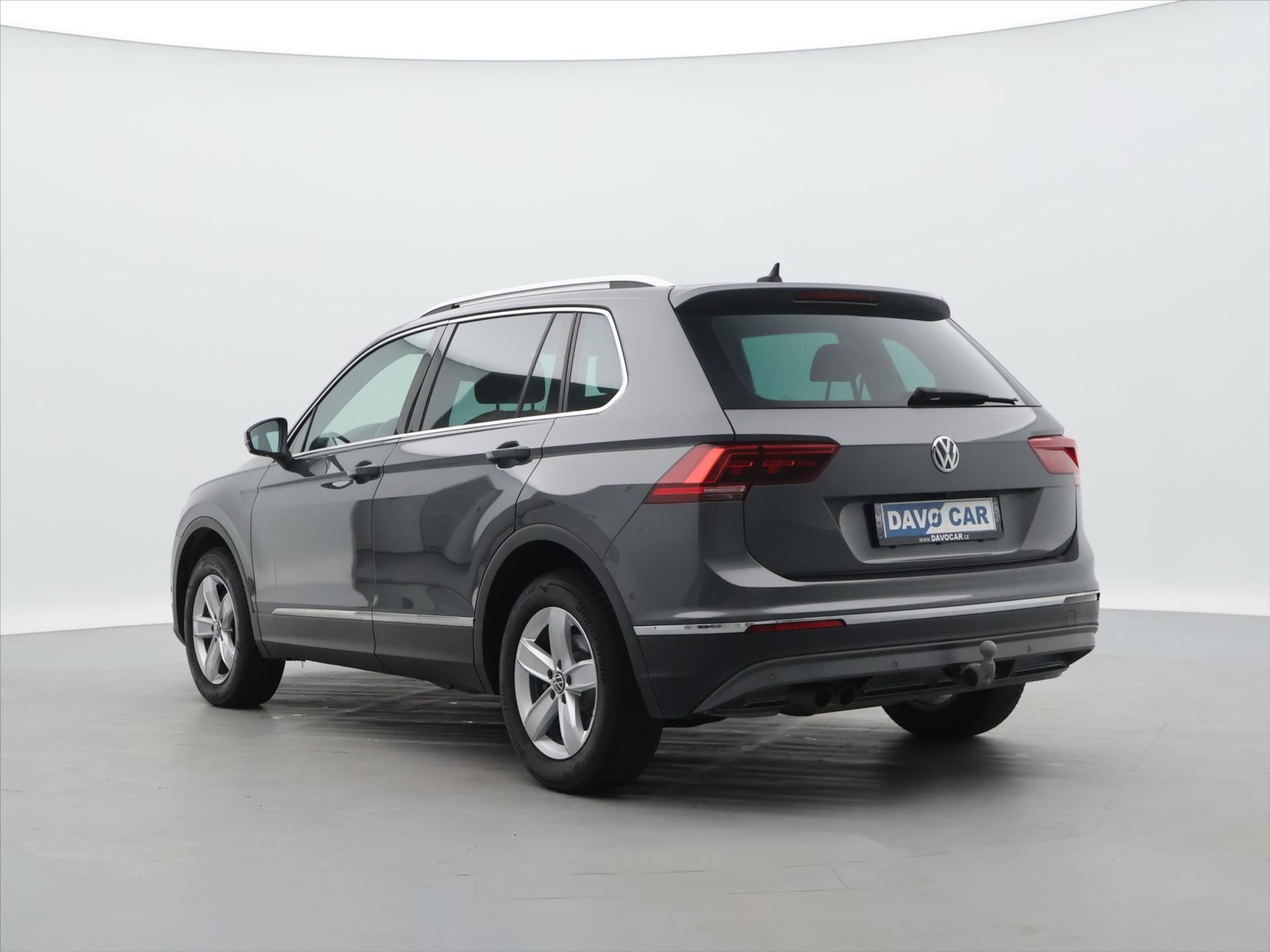 Volkswagen Tiguan, 2,0 TDI Highline 4x4 DSG DPH - fotka 5