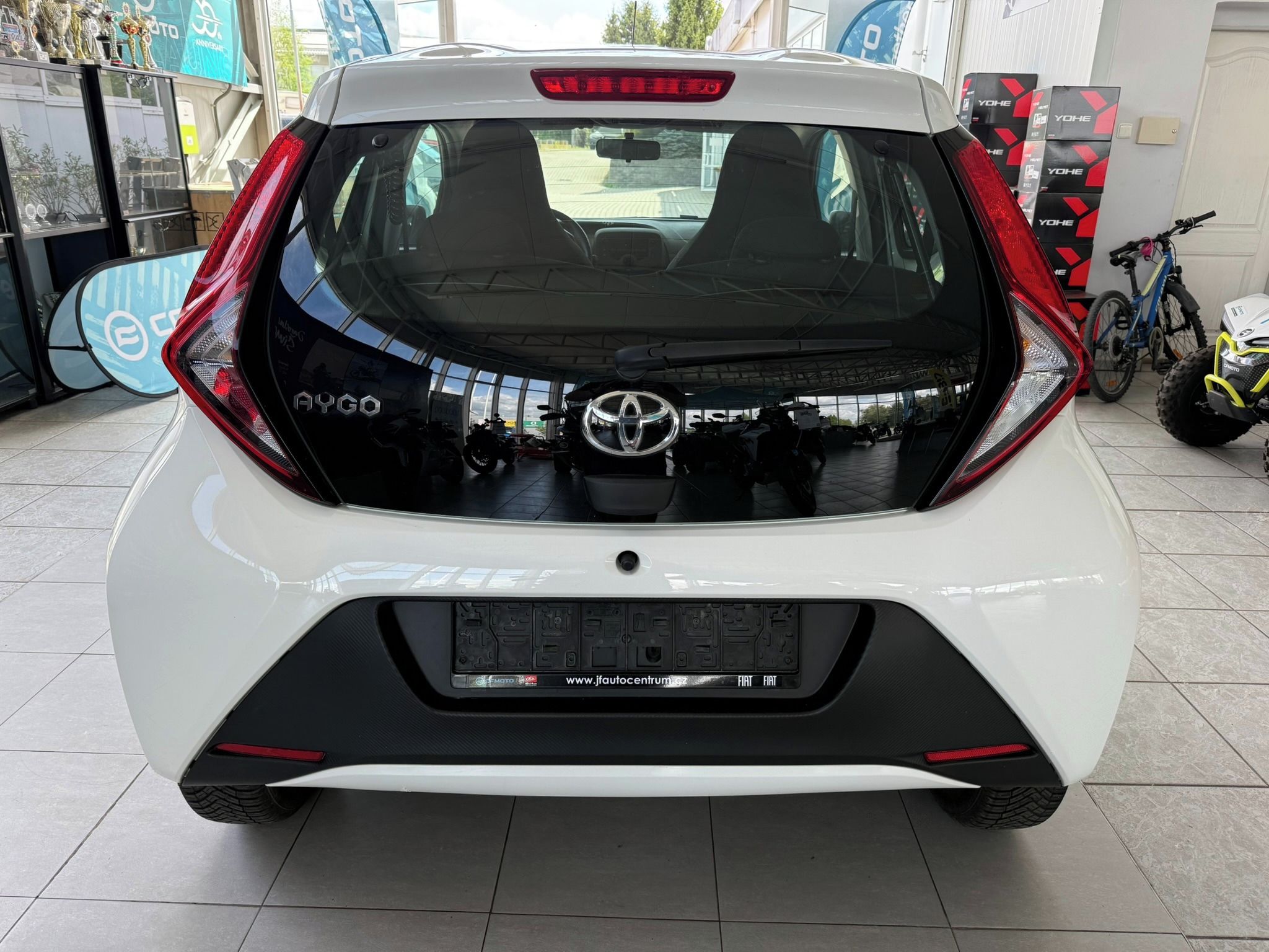 Toyota Aygo, 1.0 53 kW plná ser.historie - fotka 6