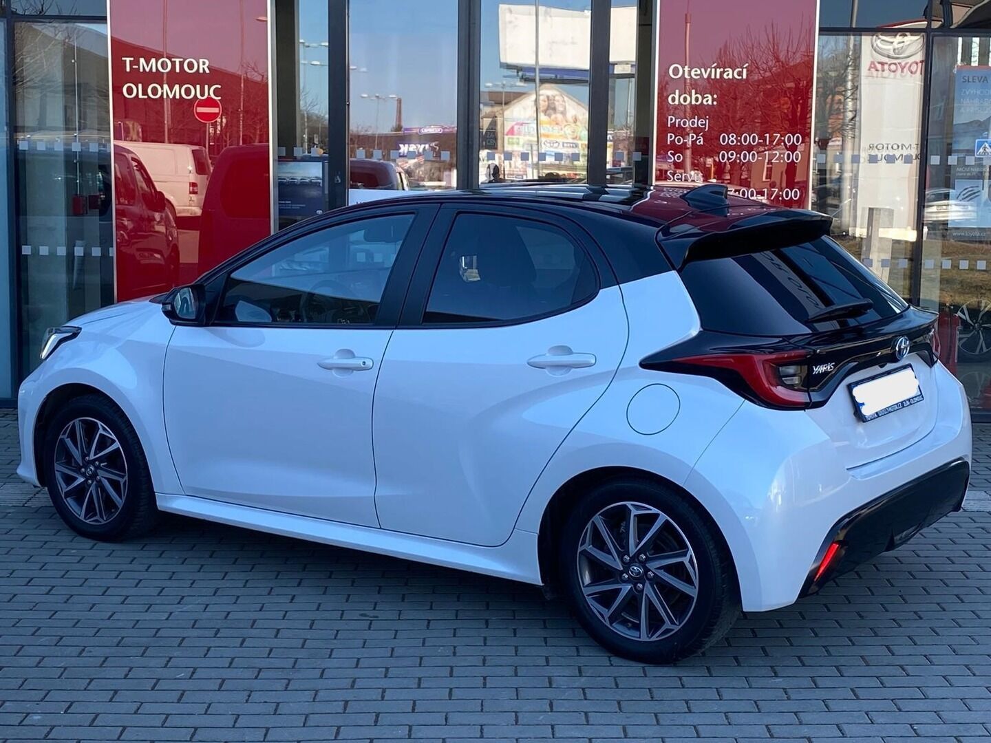 Toyota Yaris, 1.5 Selection Style - fotka 2