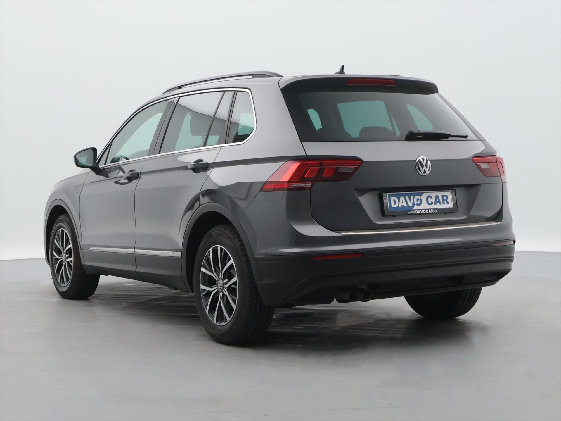 Volkswagen Tiguan, 1,4 TSI 110kW DSG LED 1.Maj. - fotka 5