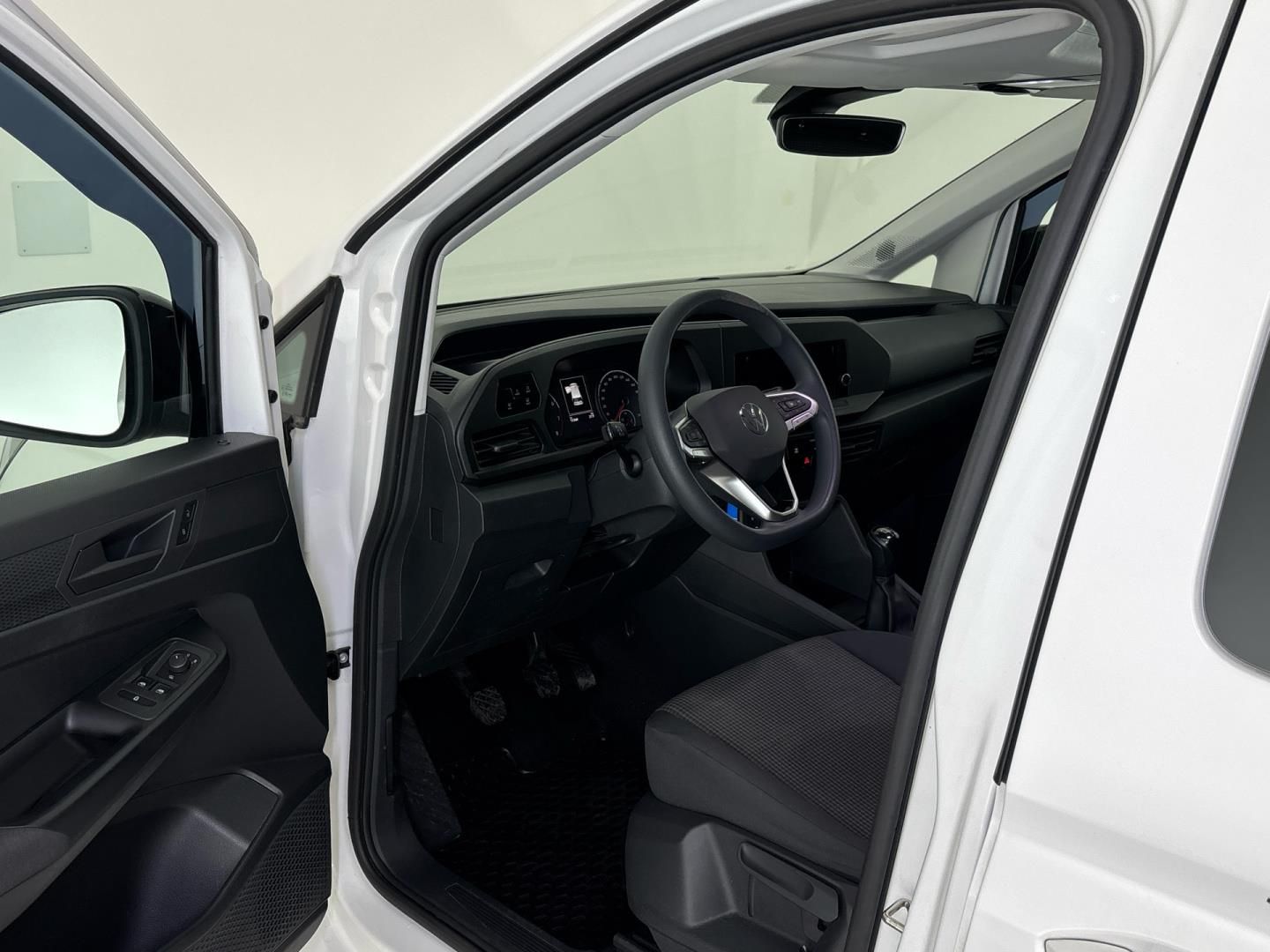 Volkswagen Caddy, 1.5 TSI / 84 kW California Max - fotka 6