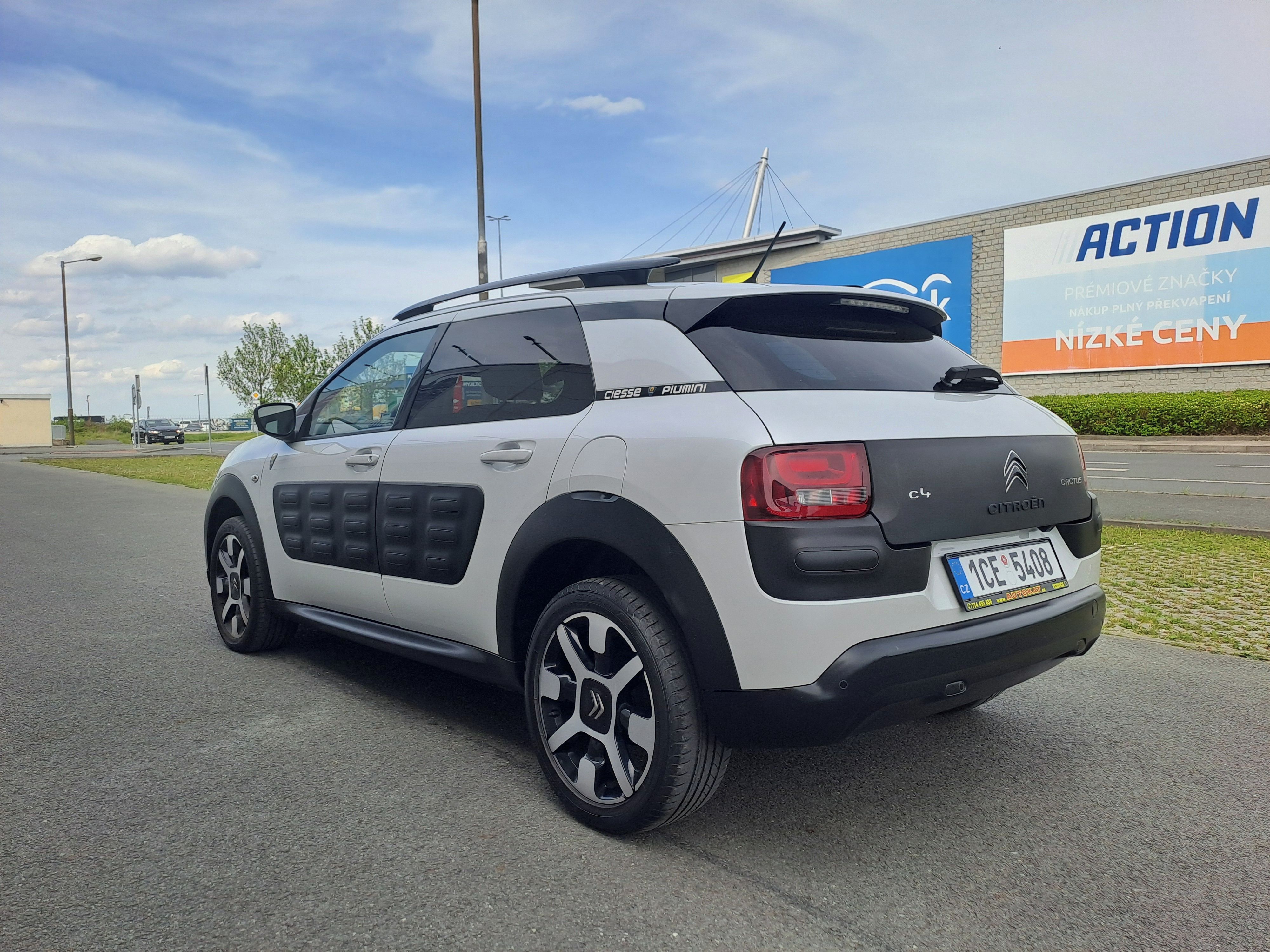 Citroën C4, 1.6HDI 2.MAJ UNIKÁT! LIMITED! - fotka 5