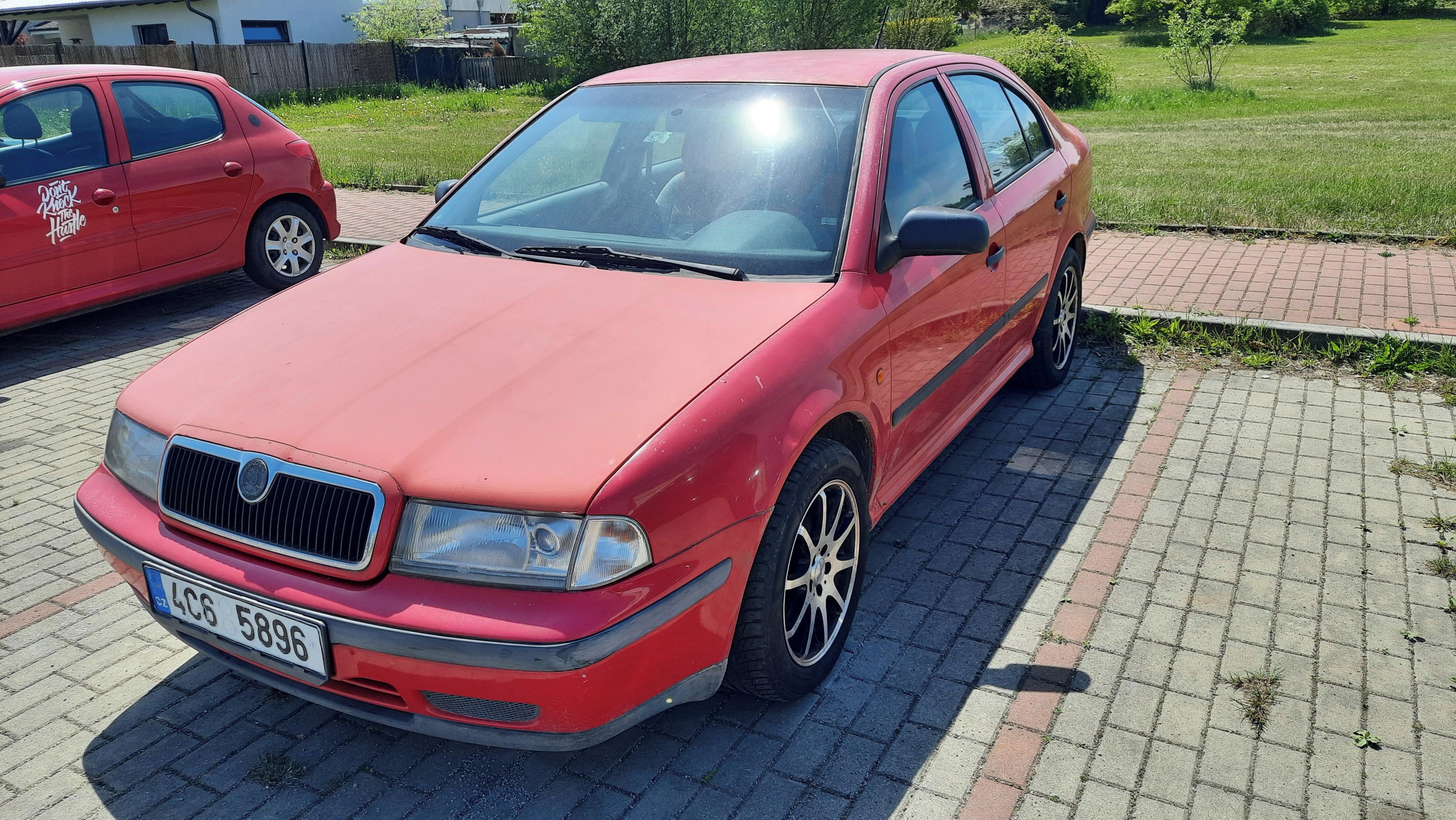 Škoda Octavia, 2.0i - fotka 3