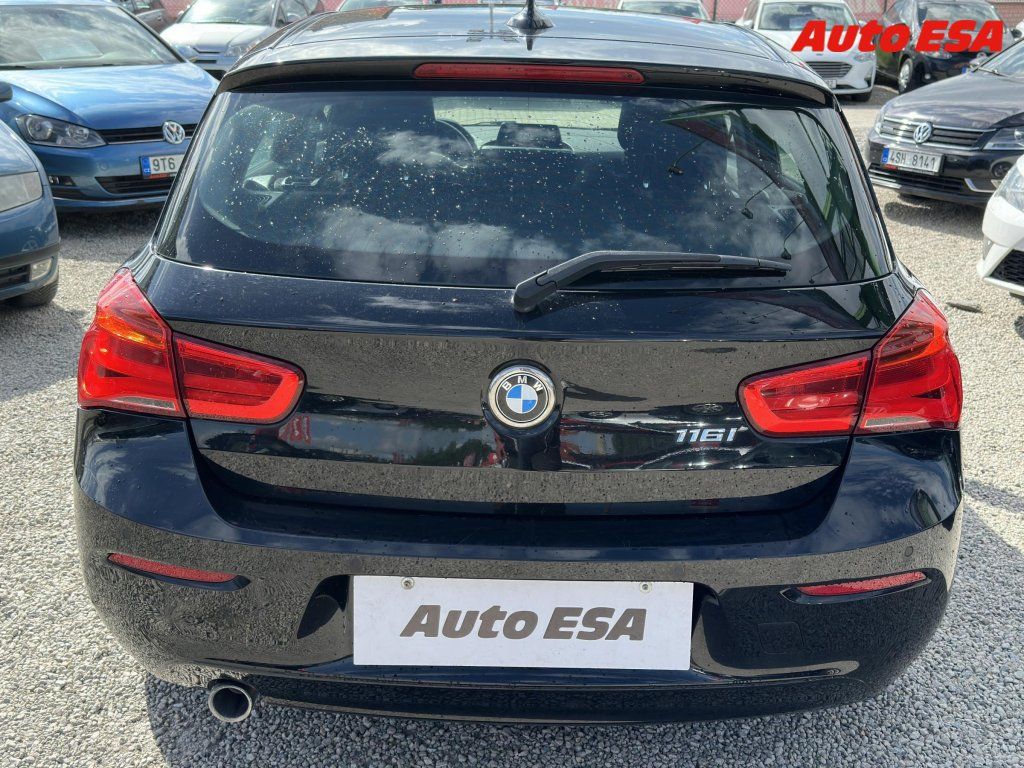 BMW Řada 1, 1.5 i,ČR - fotka 5